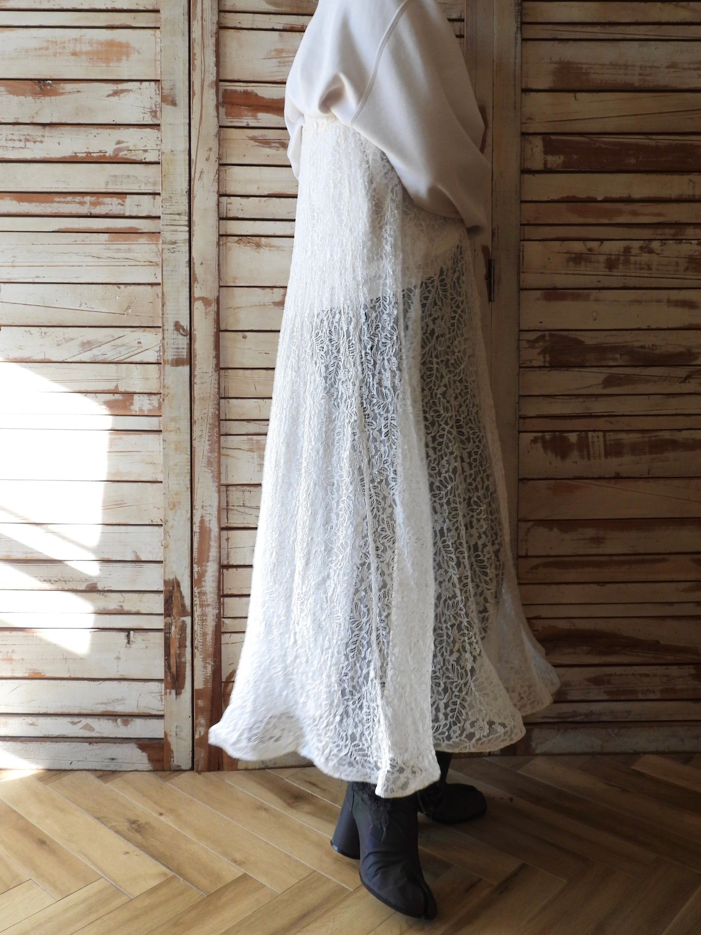 Lace skirt/PONMOSIR