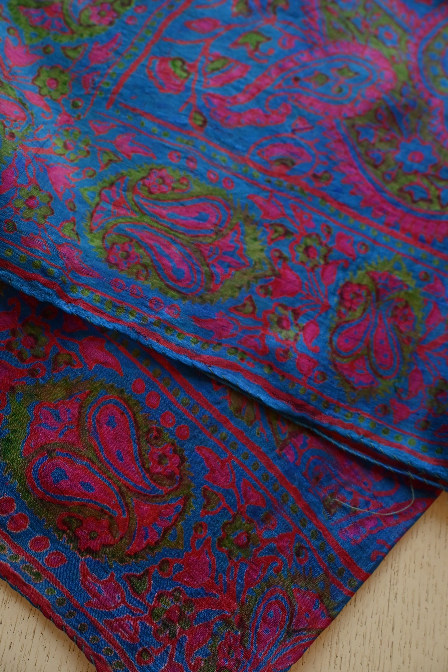 Vintage Indian Silk Scarf/BLUE
