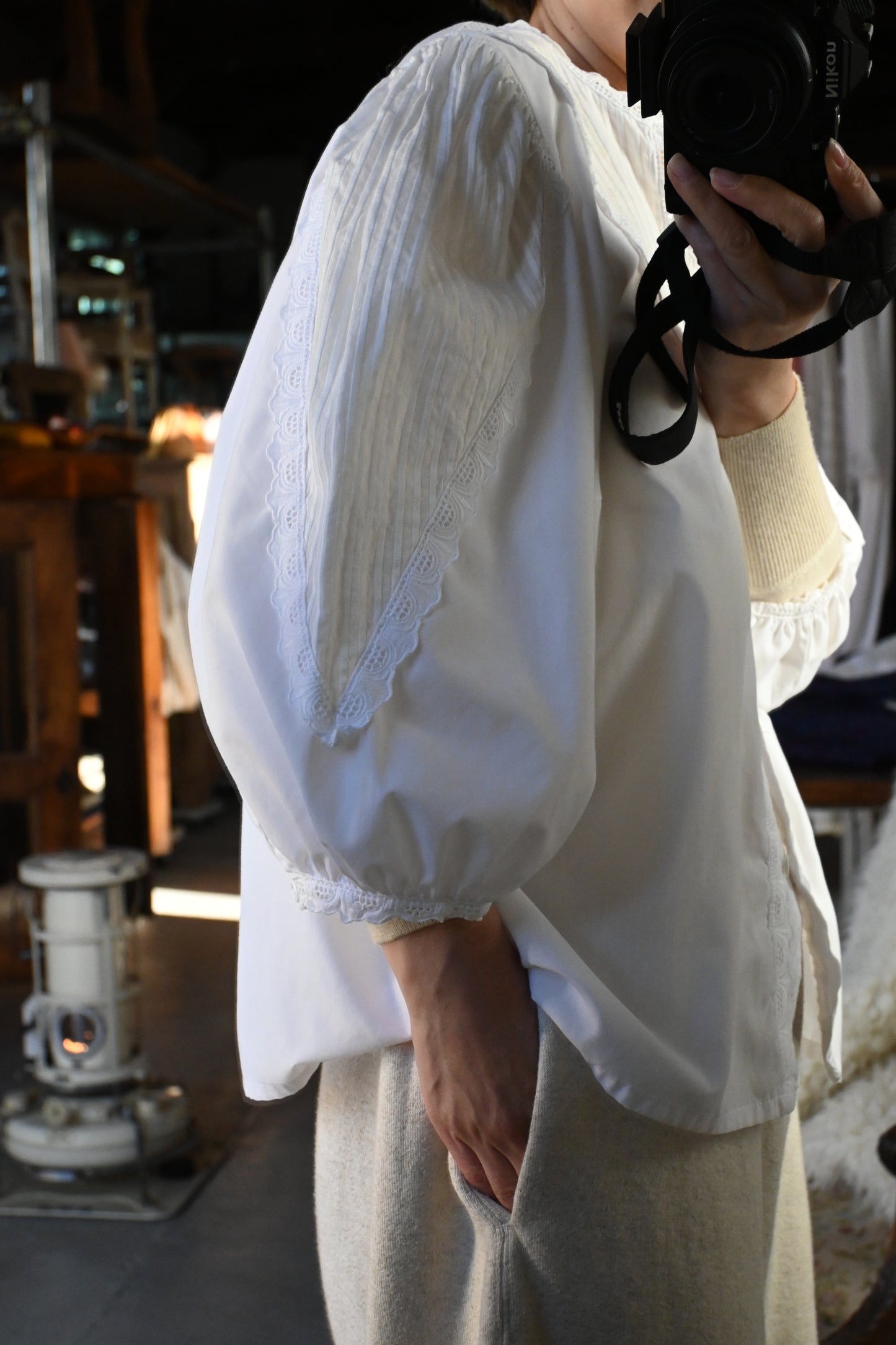 EURO Cutwork lace blouse/WHITE