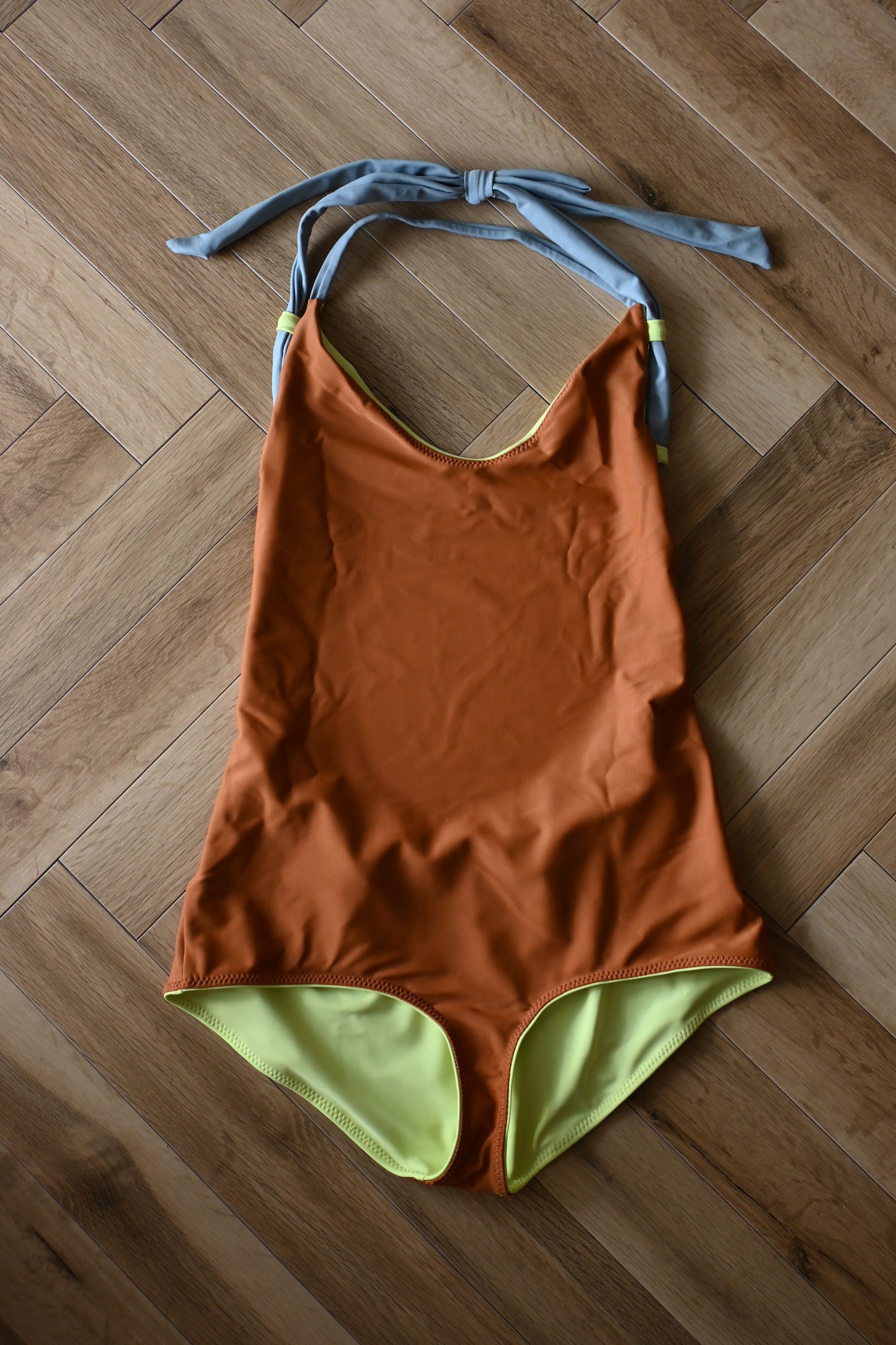 SEEA/Camryn Reversible One Piece/Seagrass×Bronze