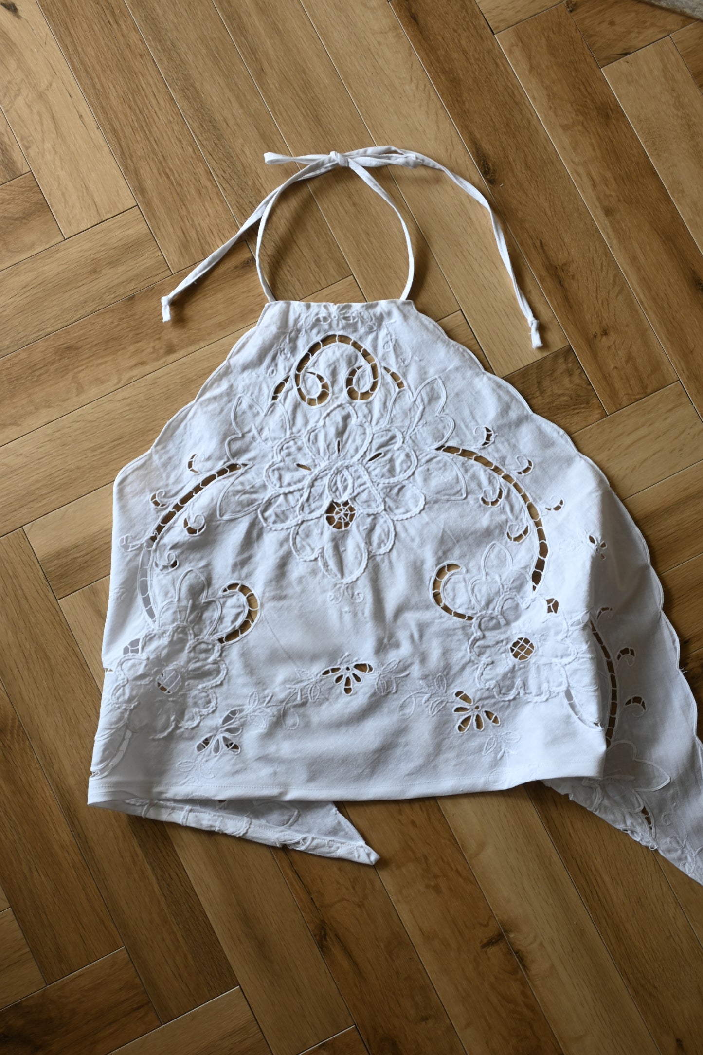 cutwork lace tops/PONMOSIR