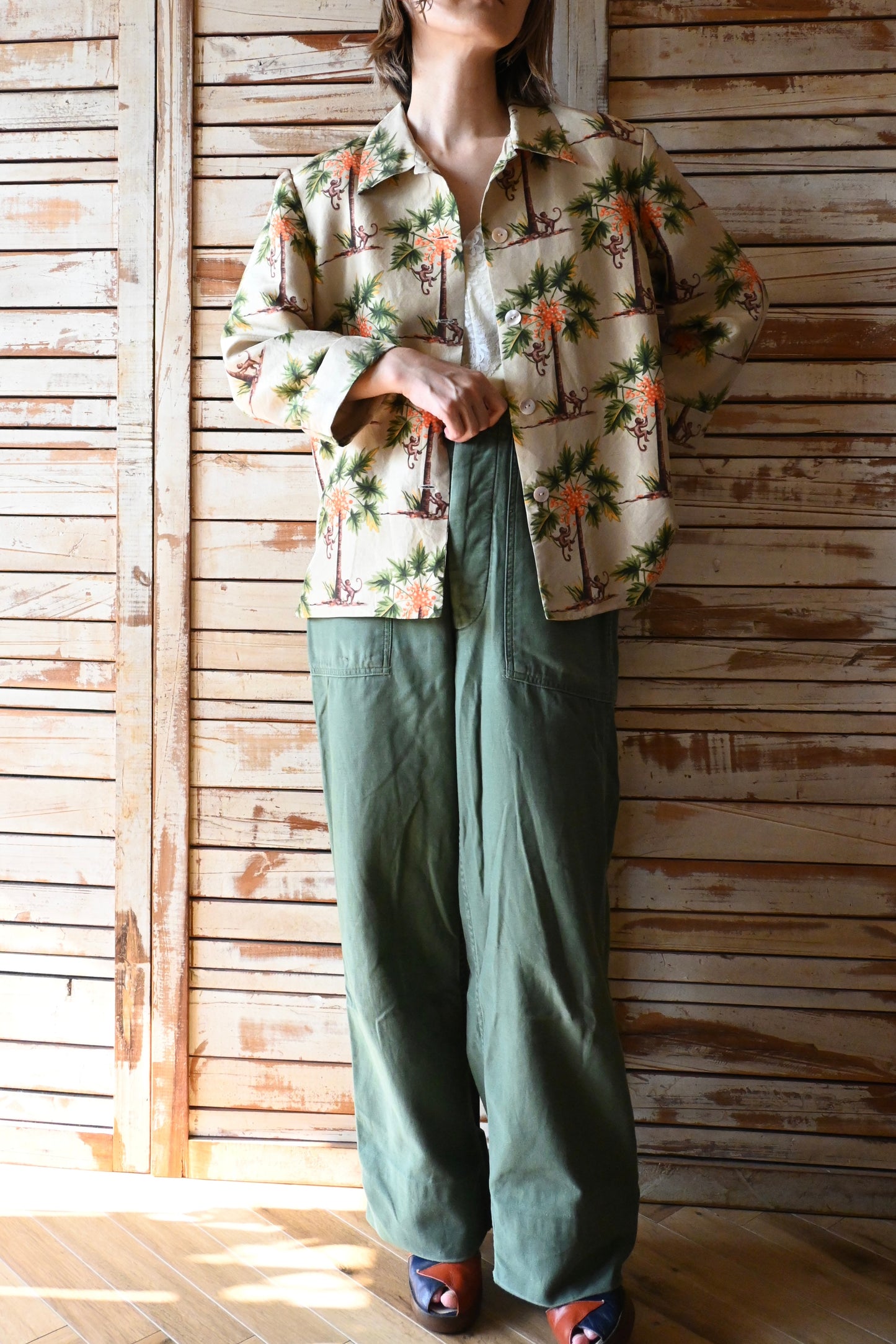 Monkey pattern silk jacket/BEIGE
