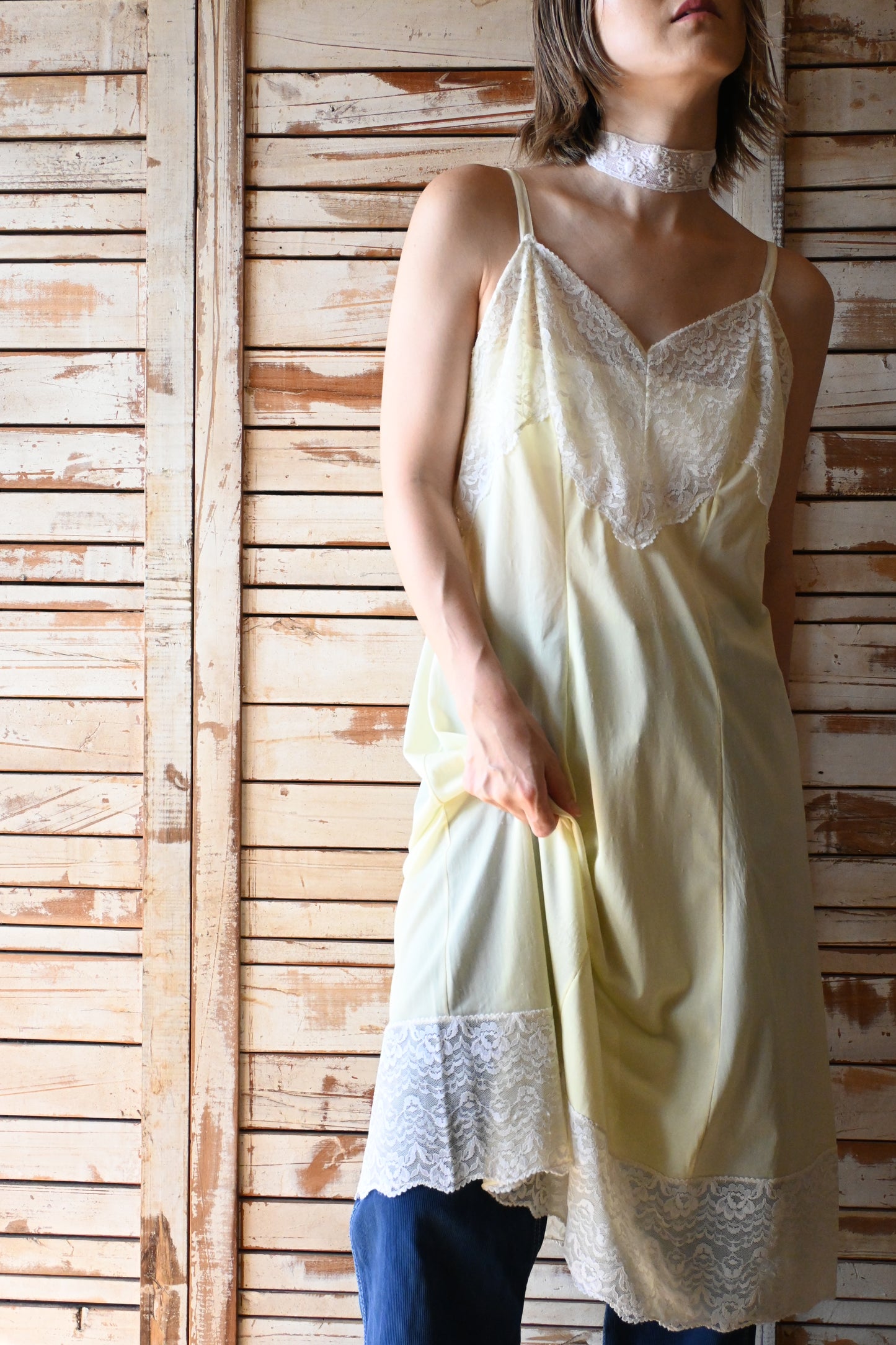 Lace slip dress/YELLOW