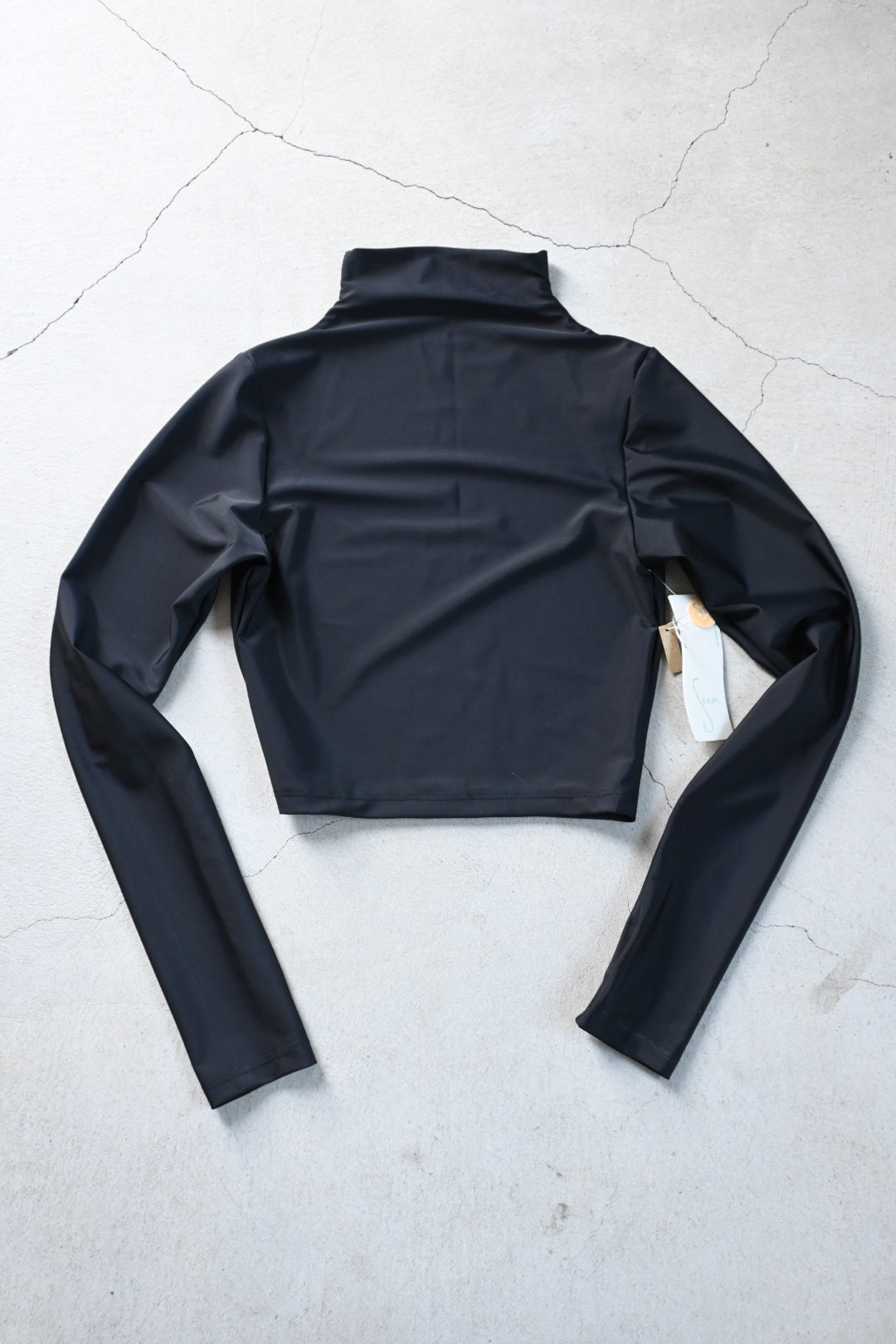 SEEA/Agatha top/Black