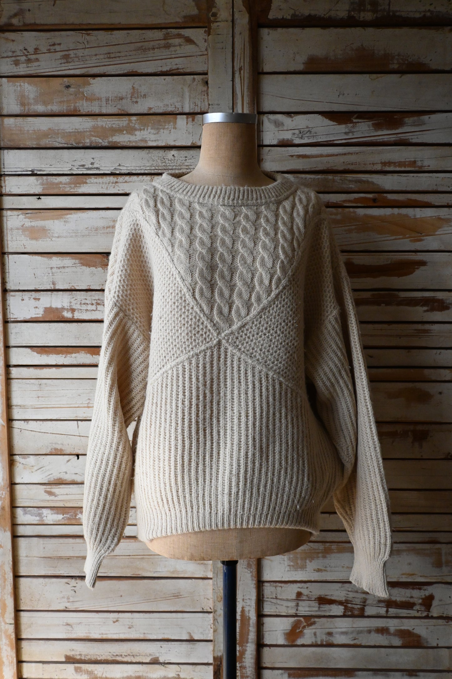 Knit sweater/BEIGE