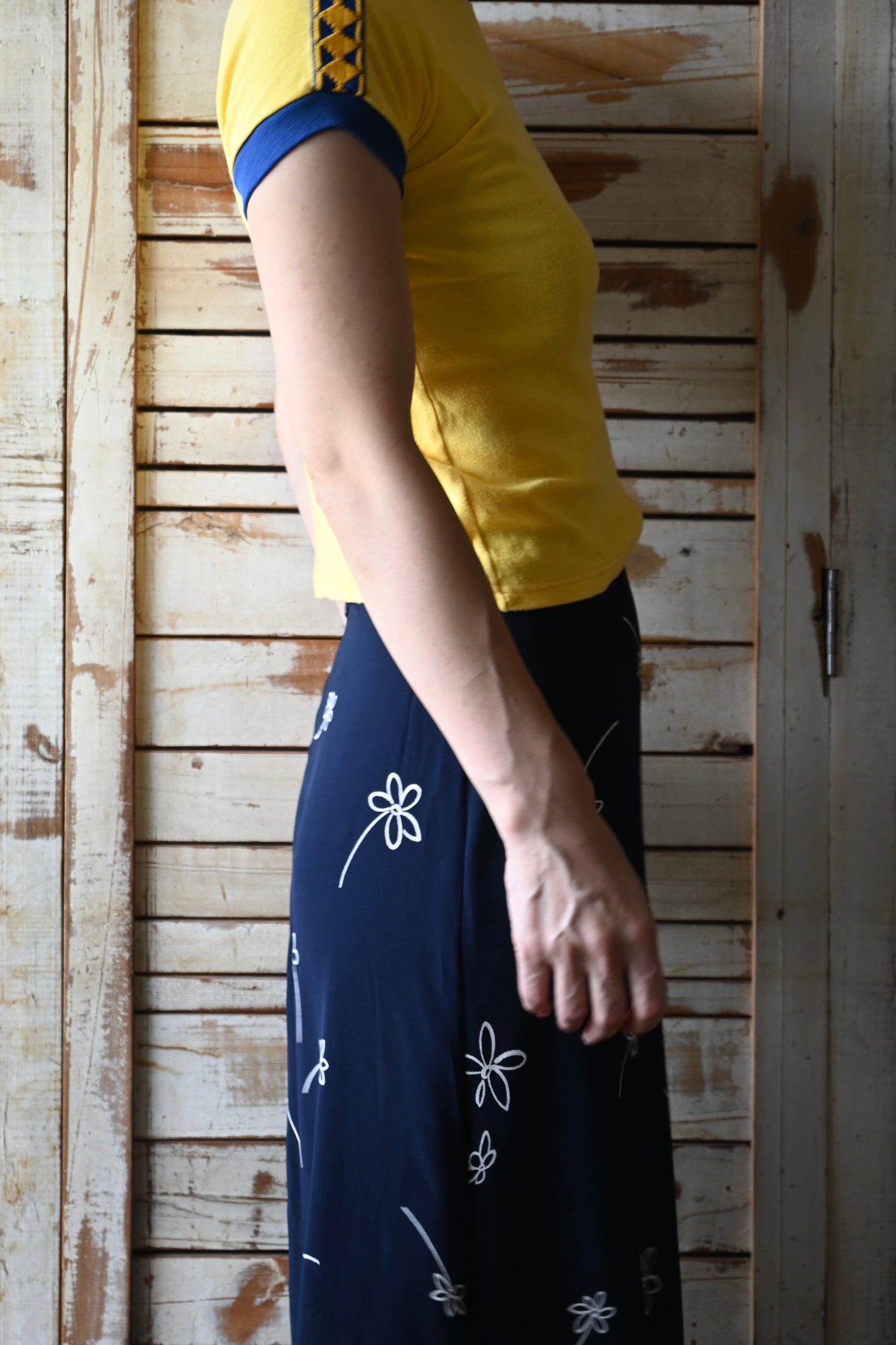 Flower pattern skirt/NAVY