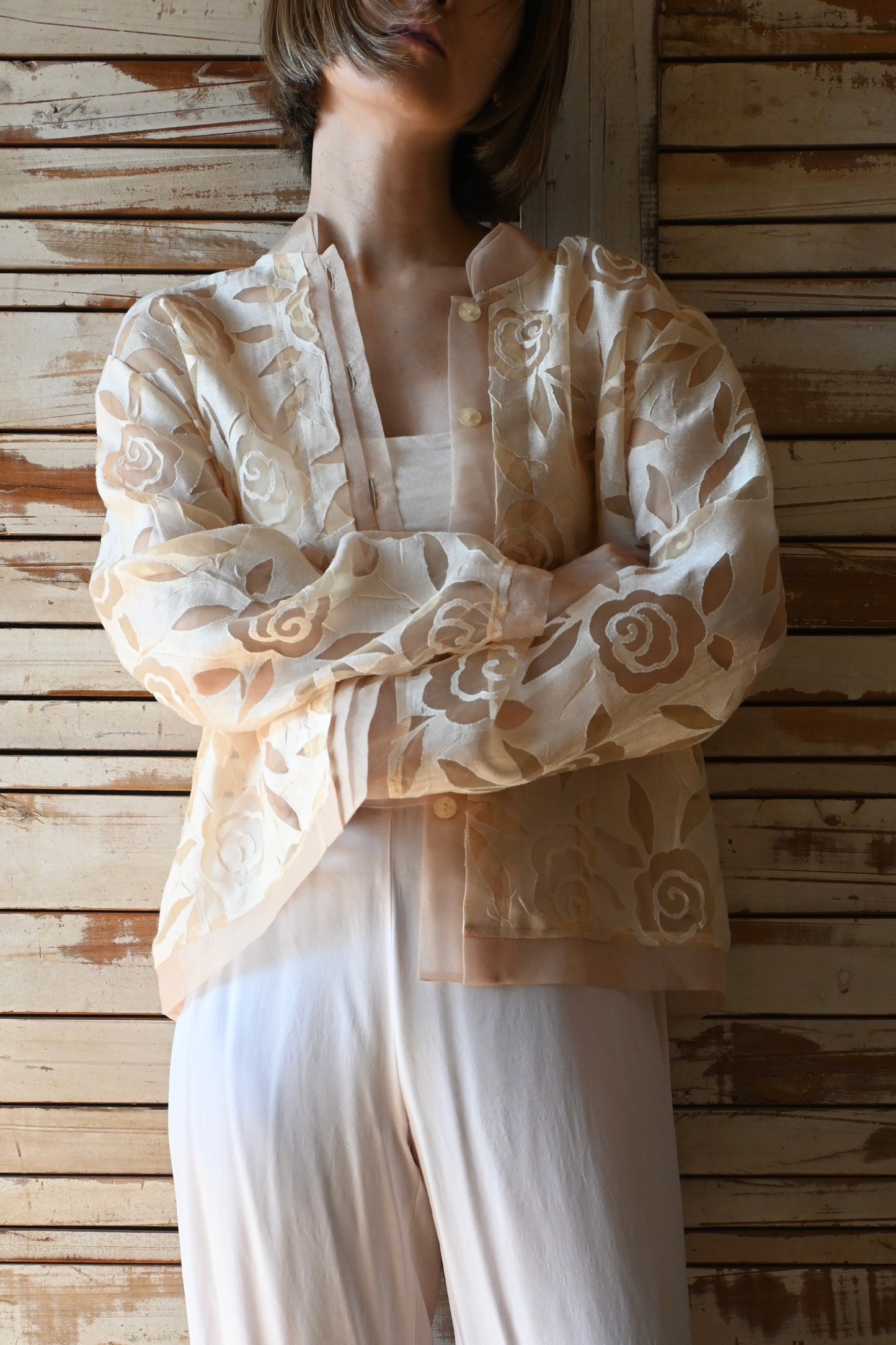See through design blouse/BEIGE