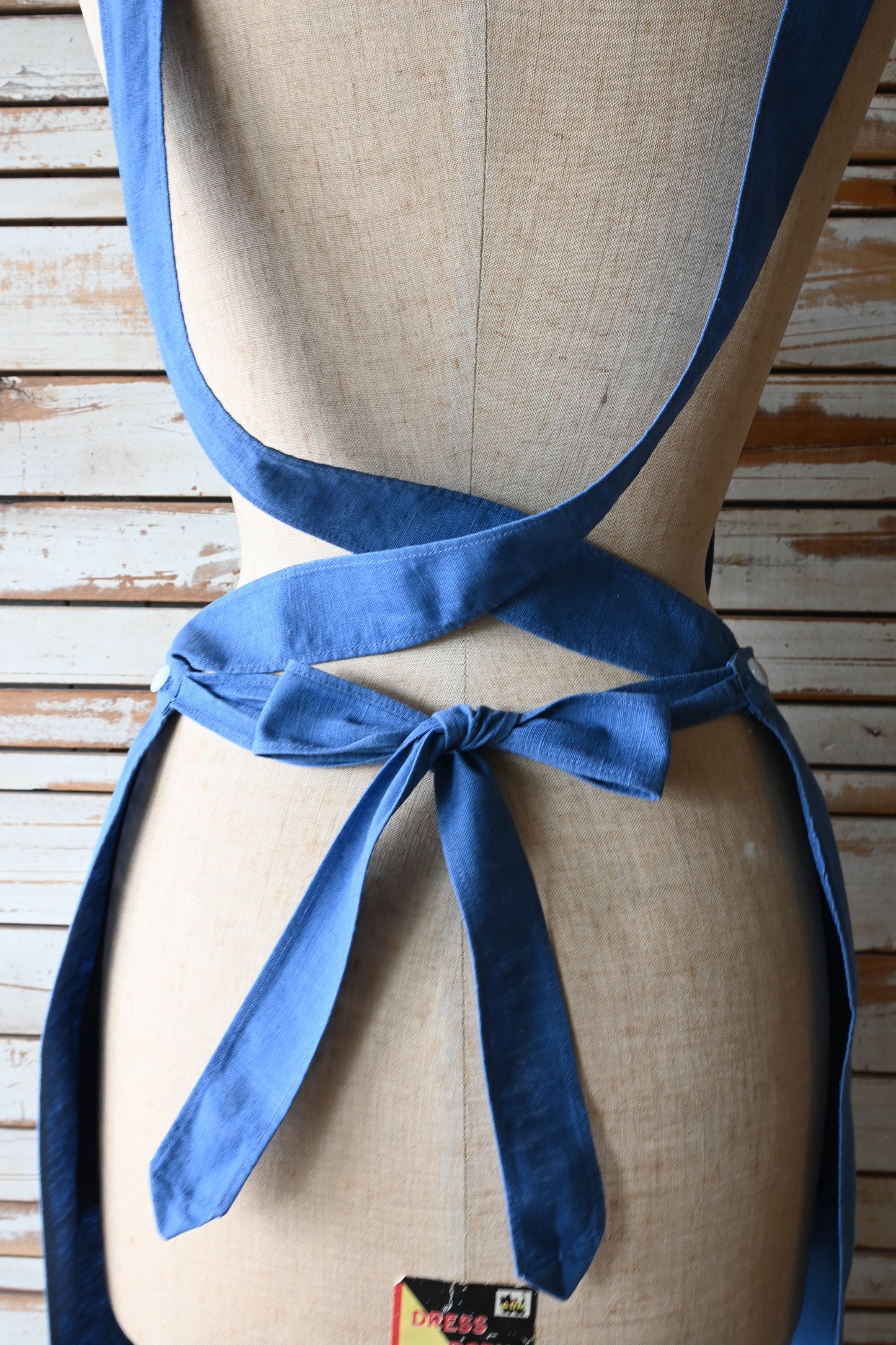 EURO Embroidery apron/BLUE GREY