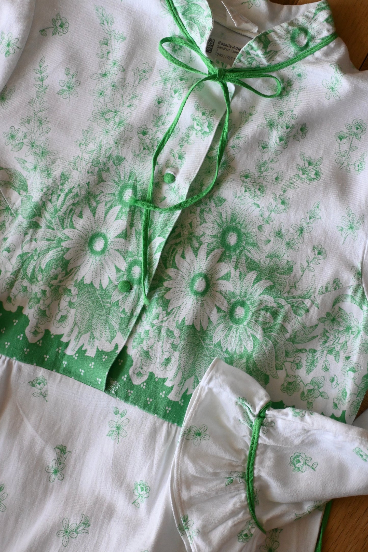 70's flower long dress/WHITE×GREEN