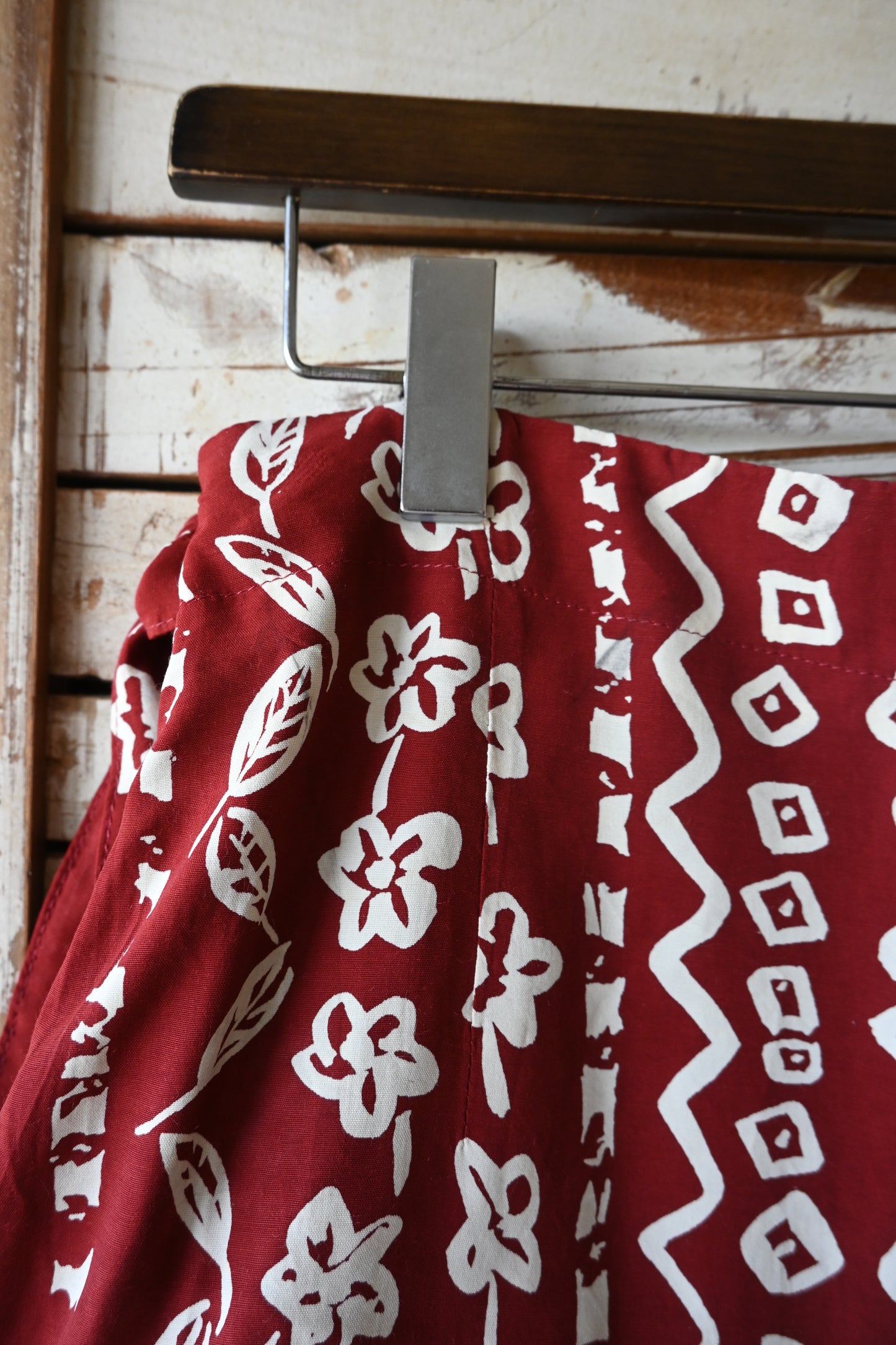 Flower pattern wrap skirt/BORDEAUX