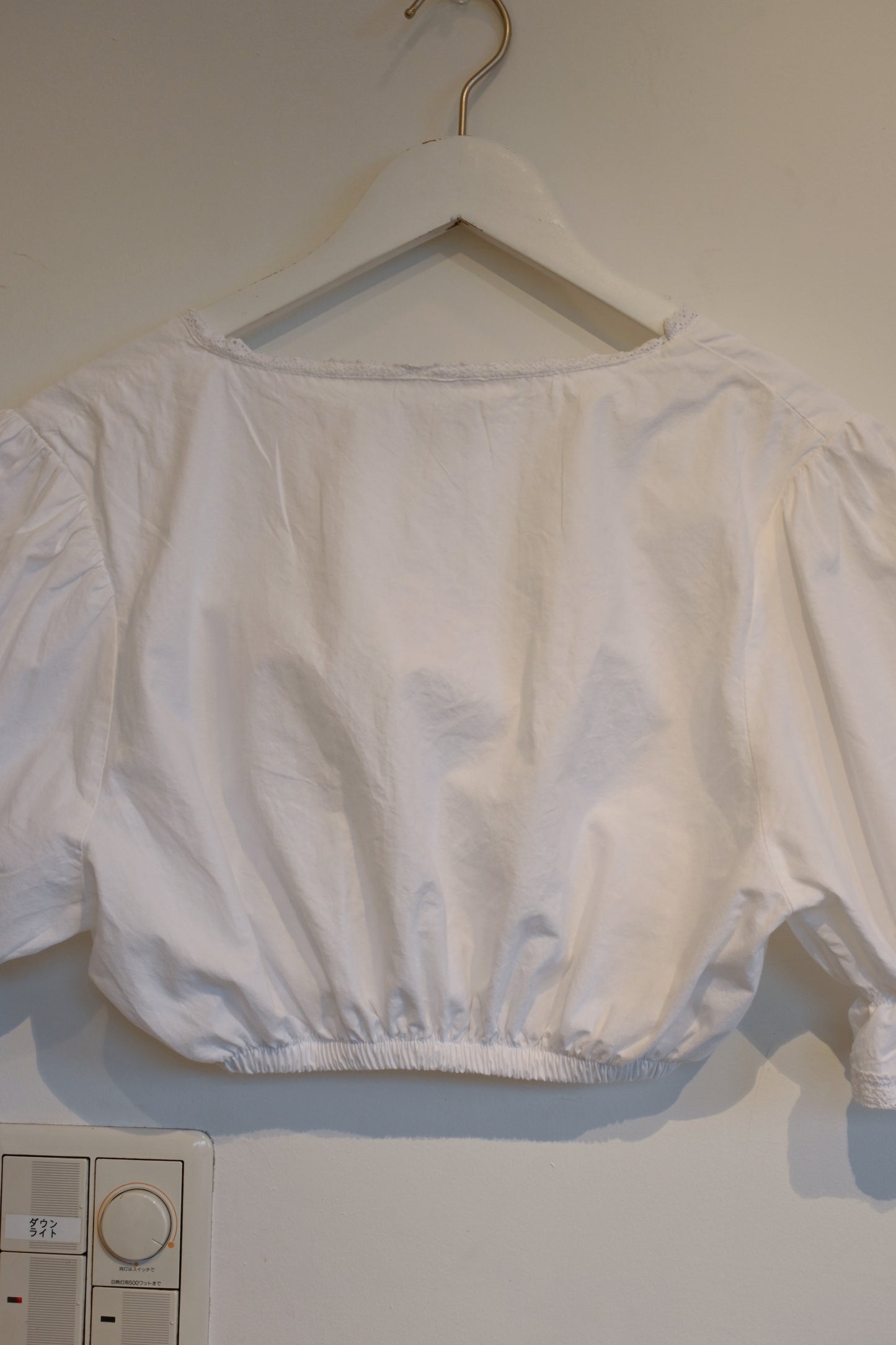 EURO Cotton cropped blouse/WHITE