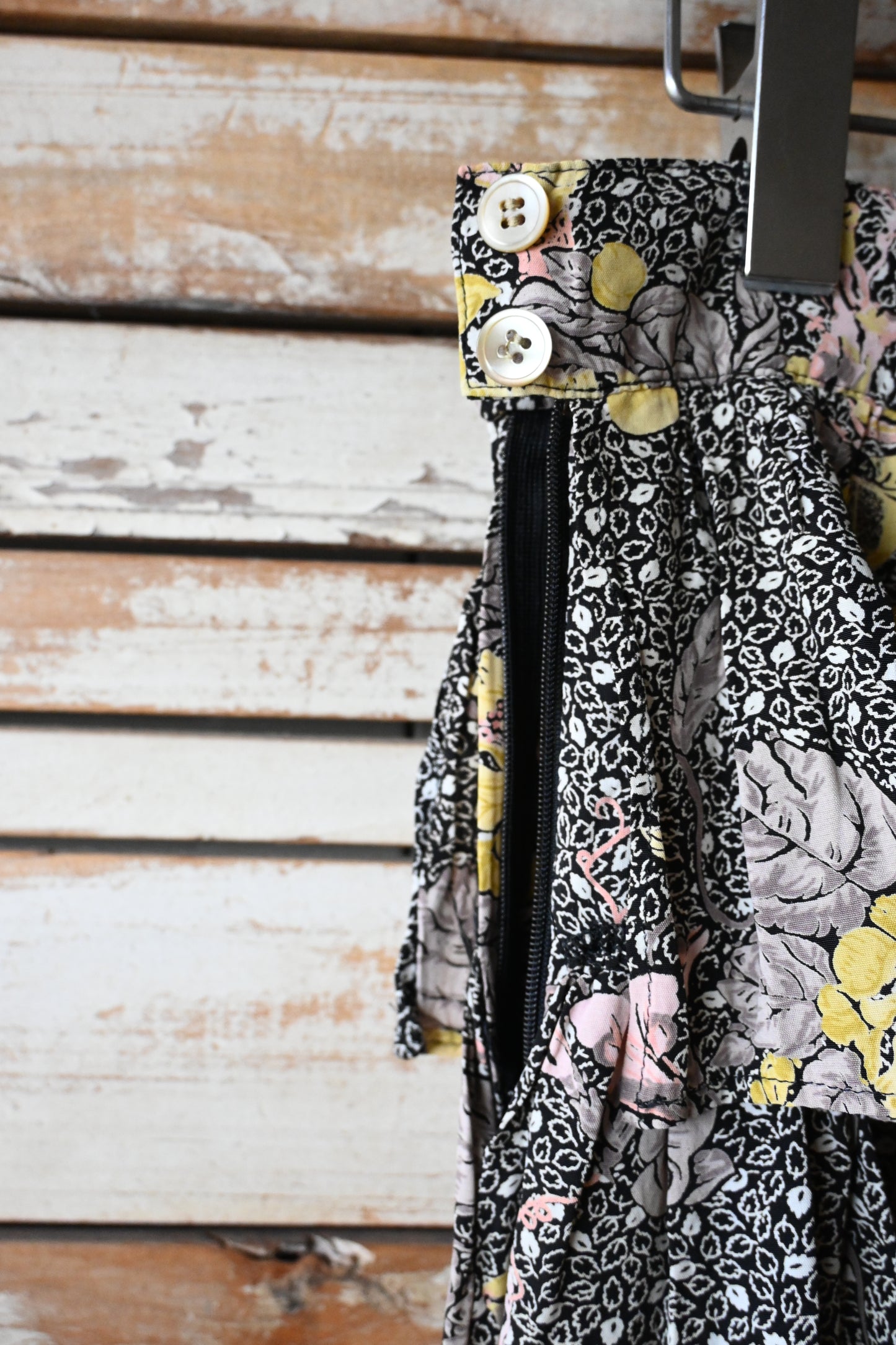 80's Flower tiered skirt/BLACK