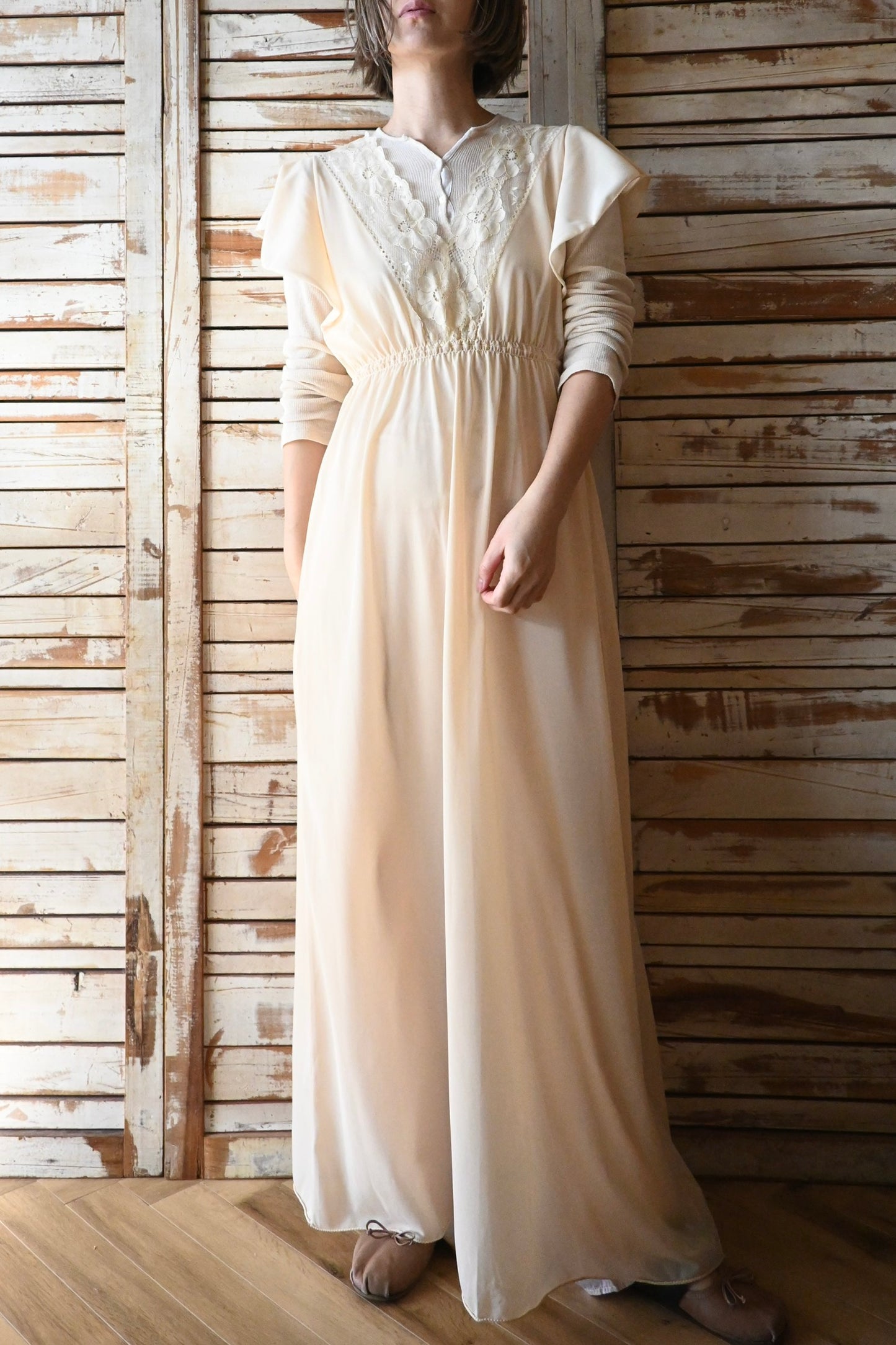 Sleeveless night dress/NUDE COLOR