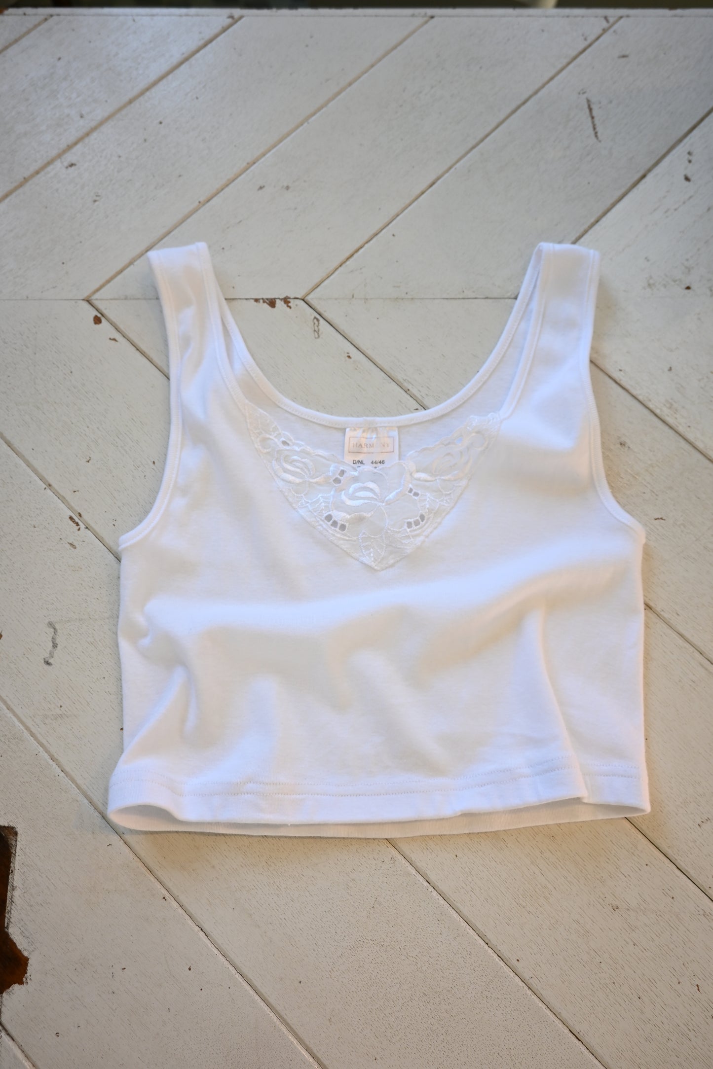 EURO  Cropped lace top