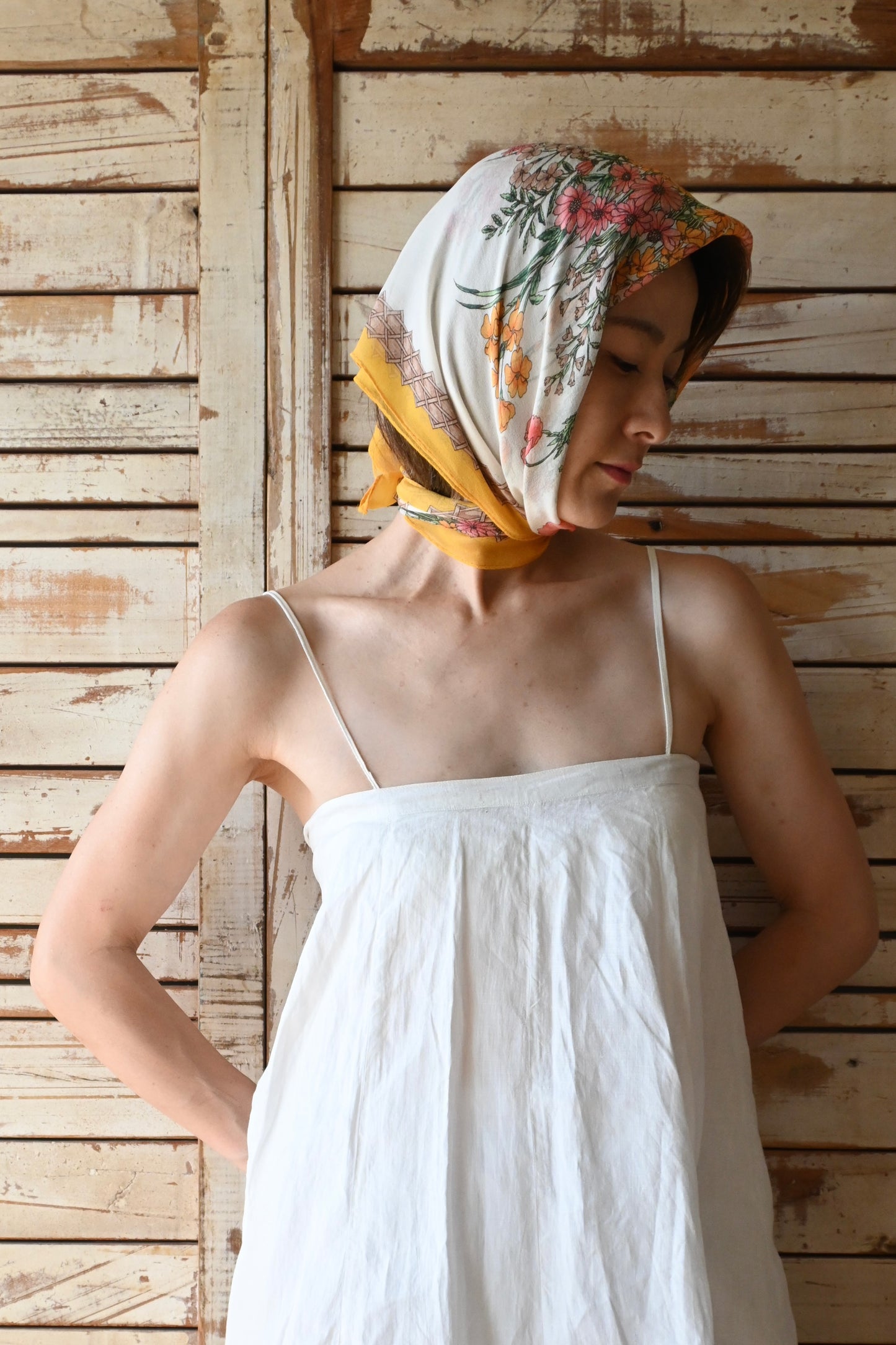 Vintage floral scarf/YELLOW