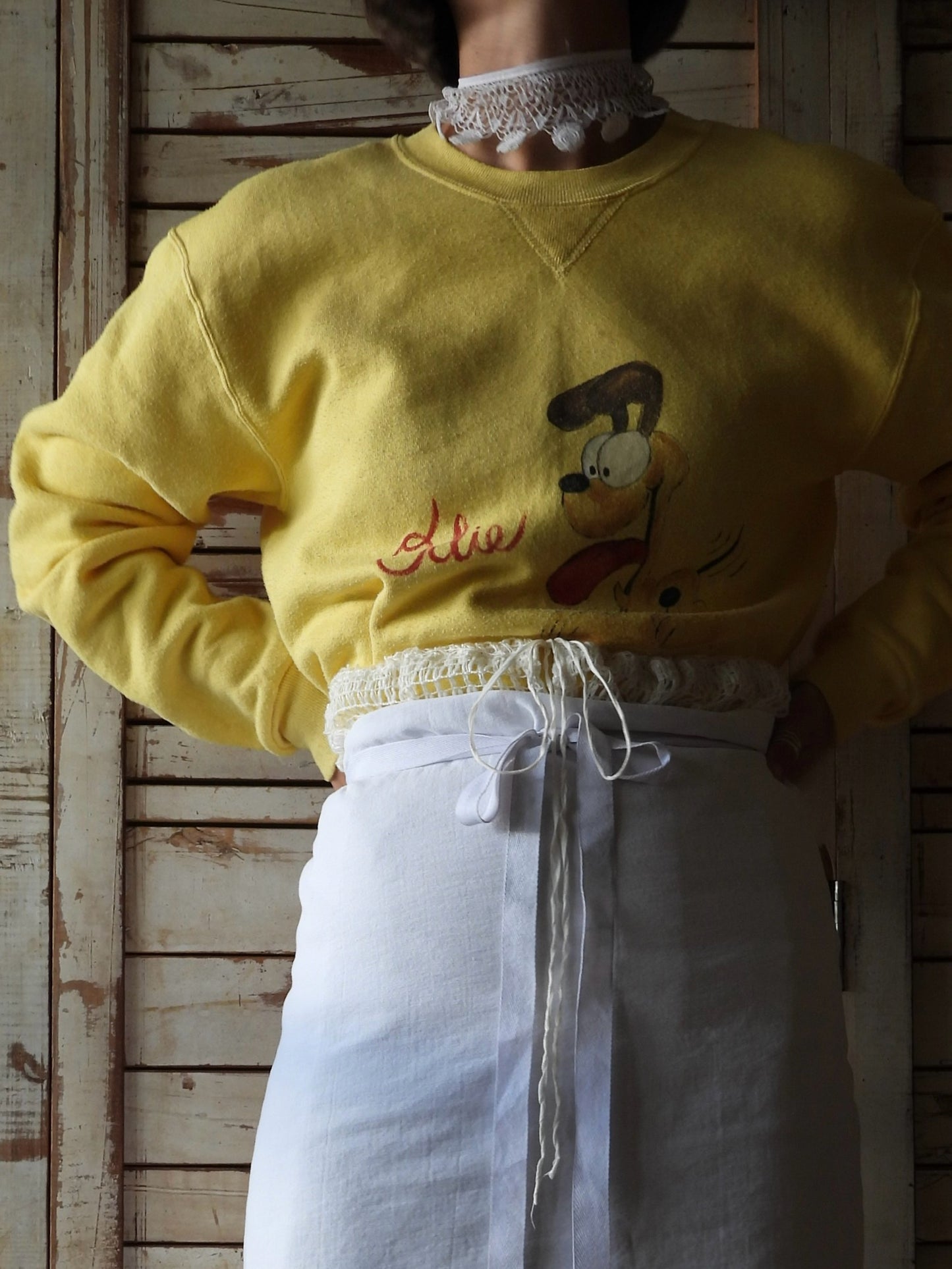 80's-90's  Odie drawing sweat shirt/YELLOW