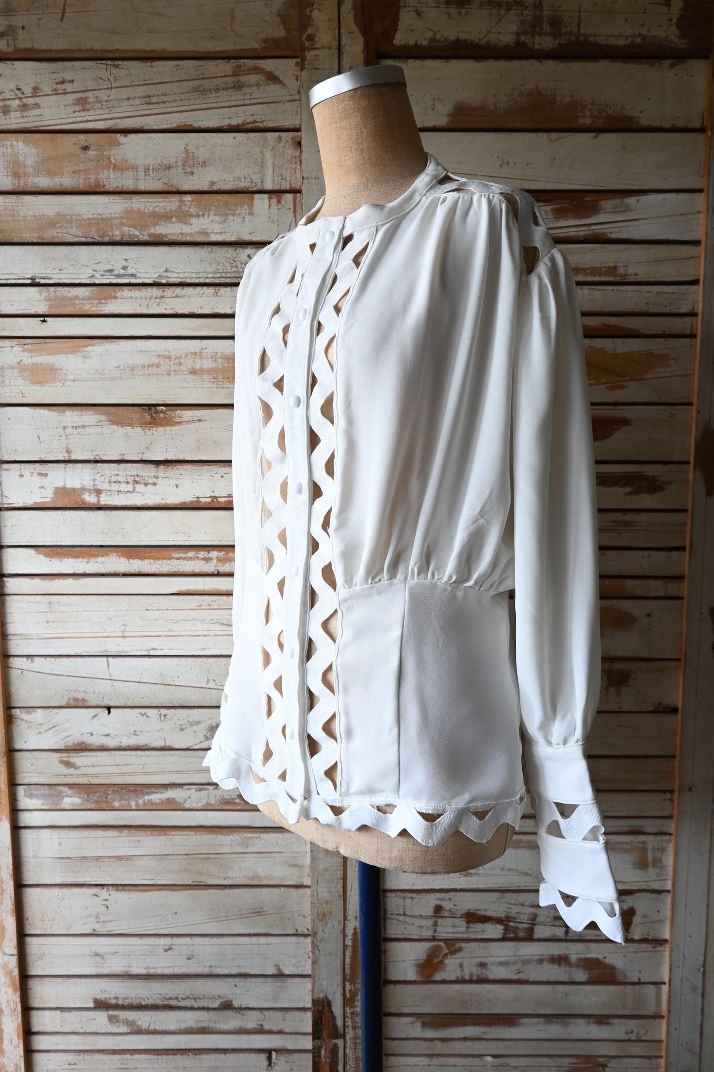 Design blouse/WHITE