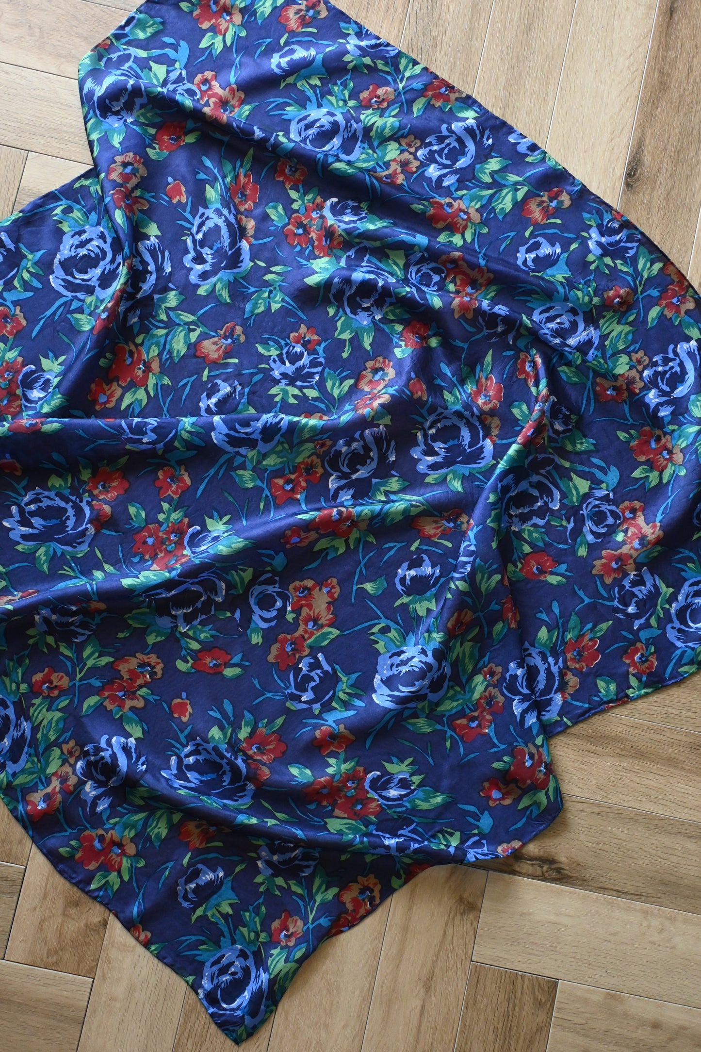Vintage flower Silk Scarf/NAVY