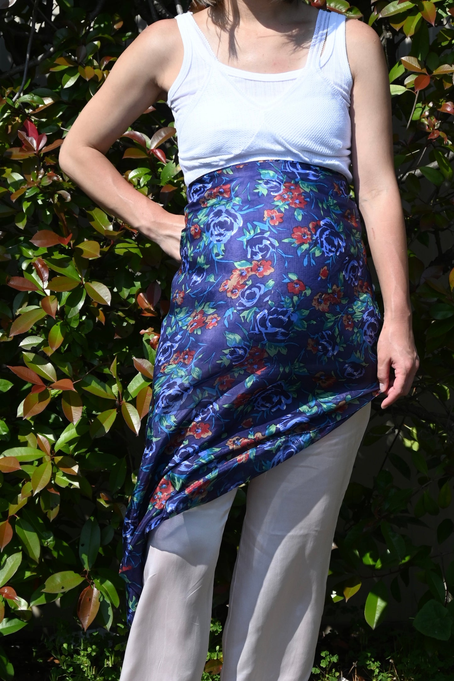 Vintage flower Silk Scarf/NAVY