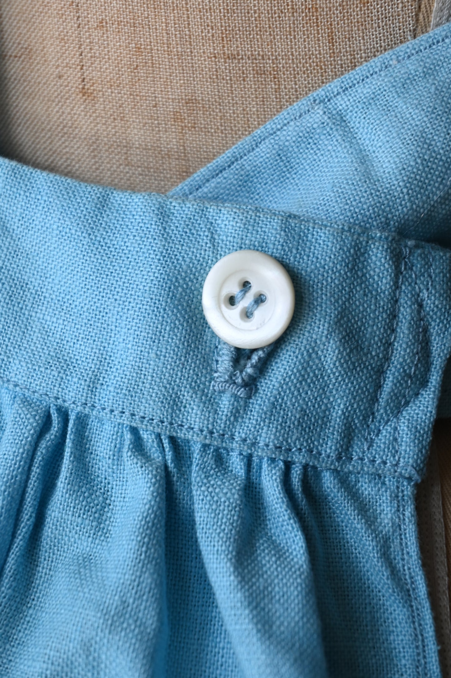 EURO Embroidery apron/L.BLUE