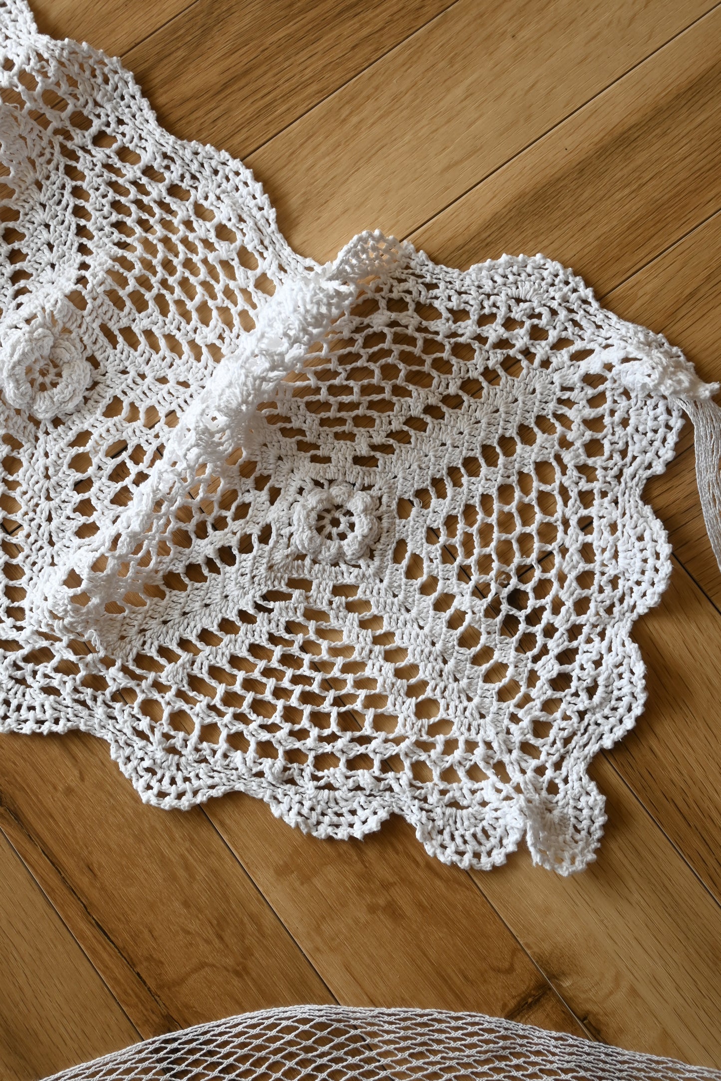 Crochet lace wrap/PONMOSIR