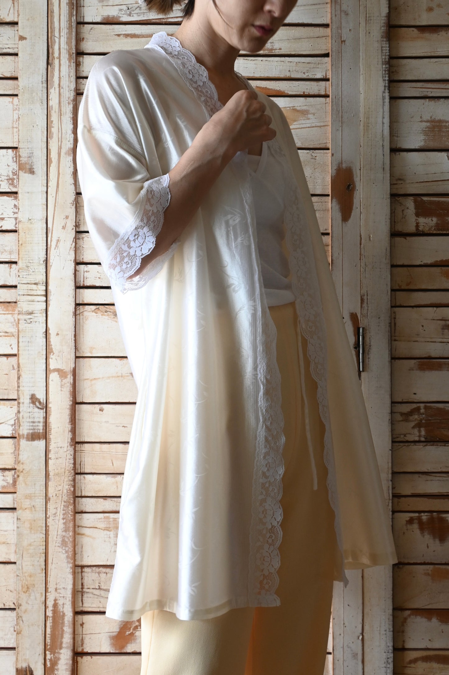 Floral satin bed jacket/IVORY