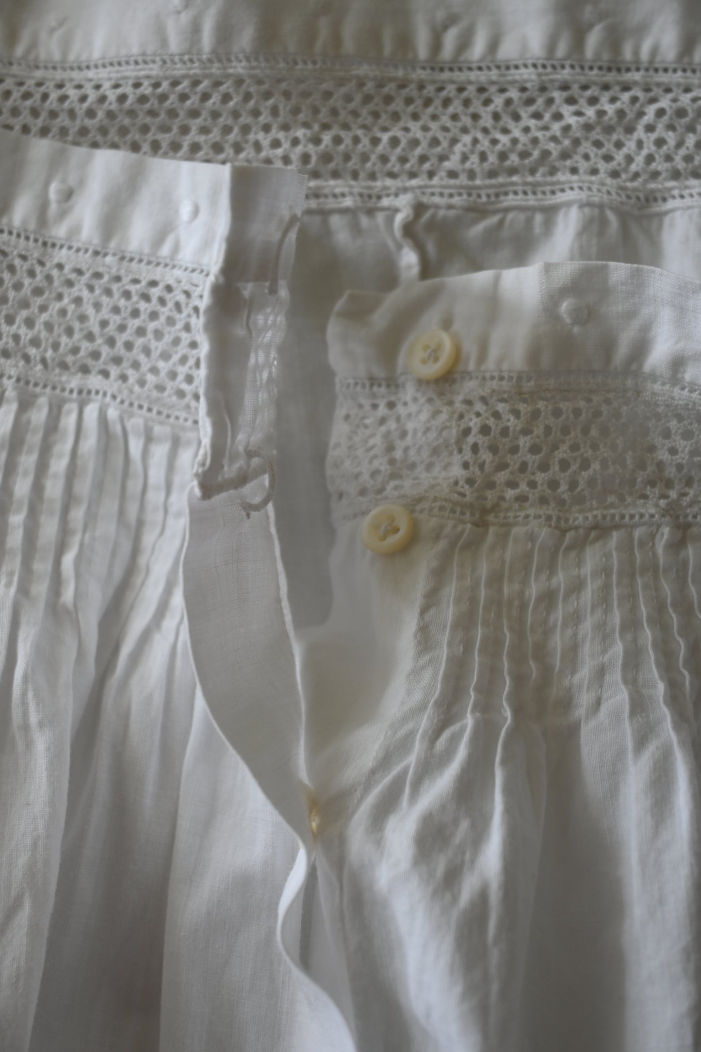 Corset cover/White