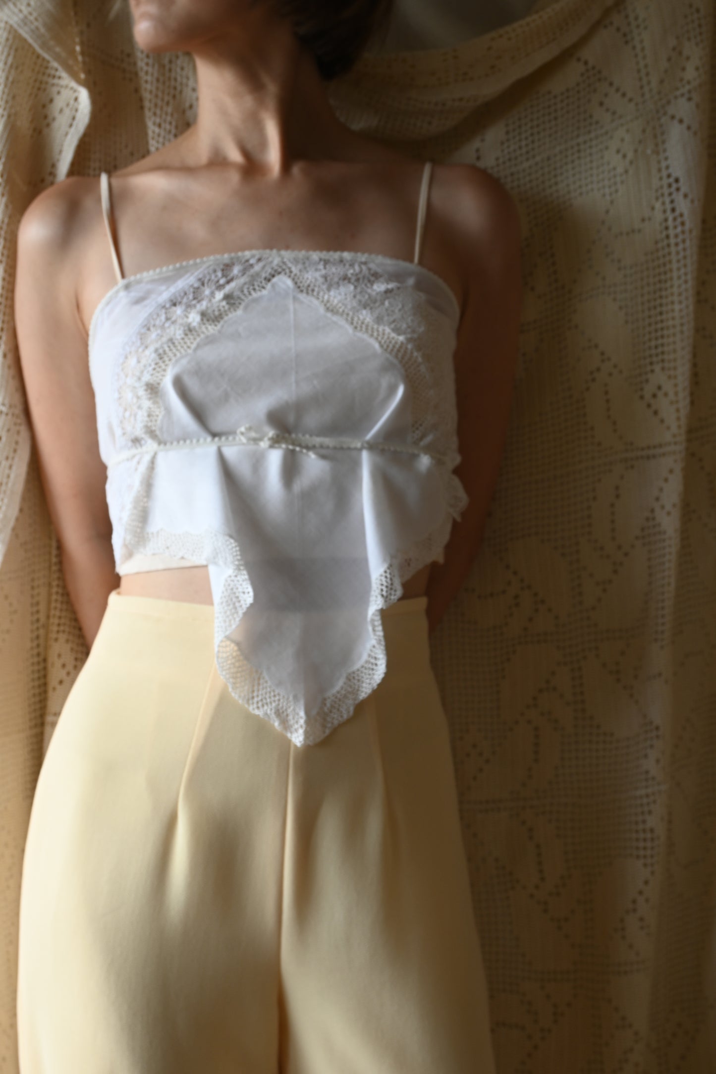 Lace handkerchief scarf/PONMOSIR