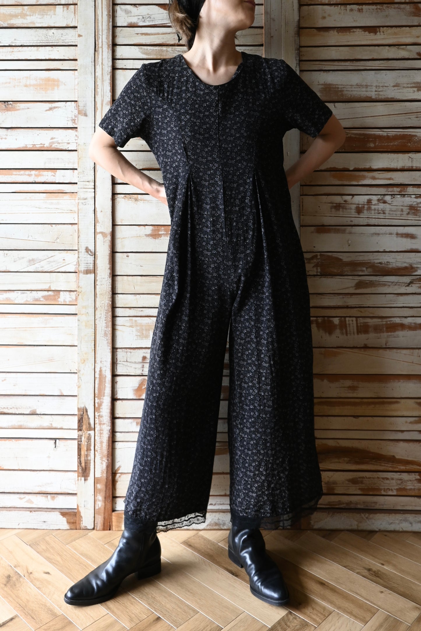 Floral pattern all in one/BLACK