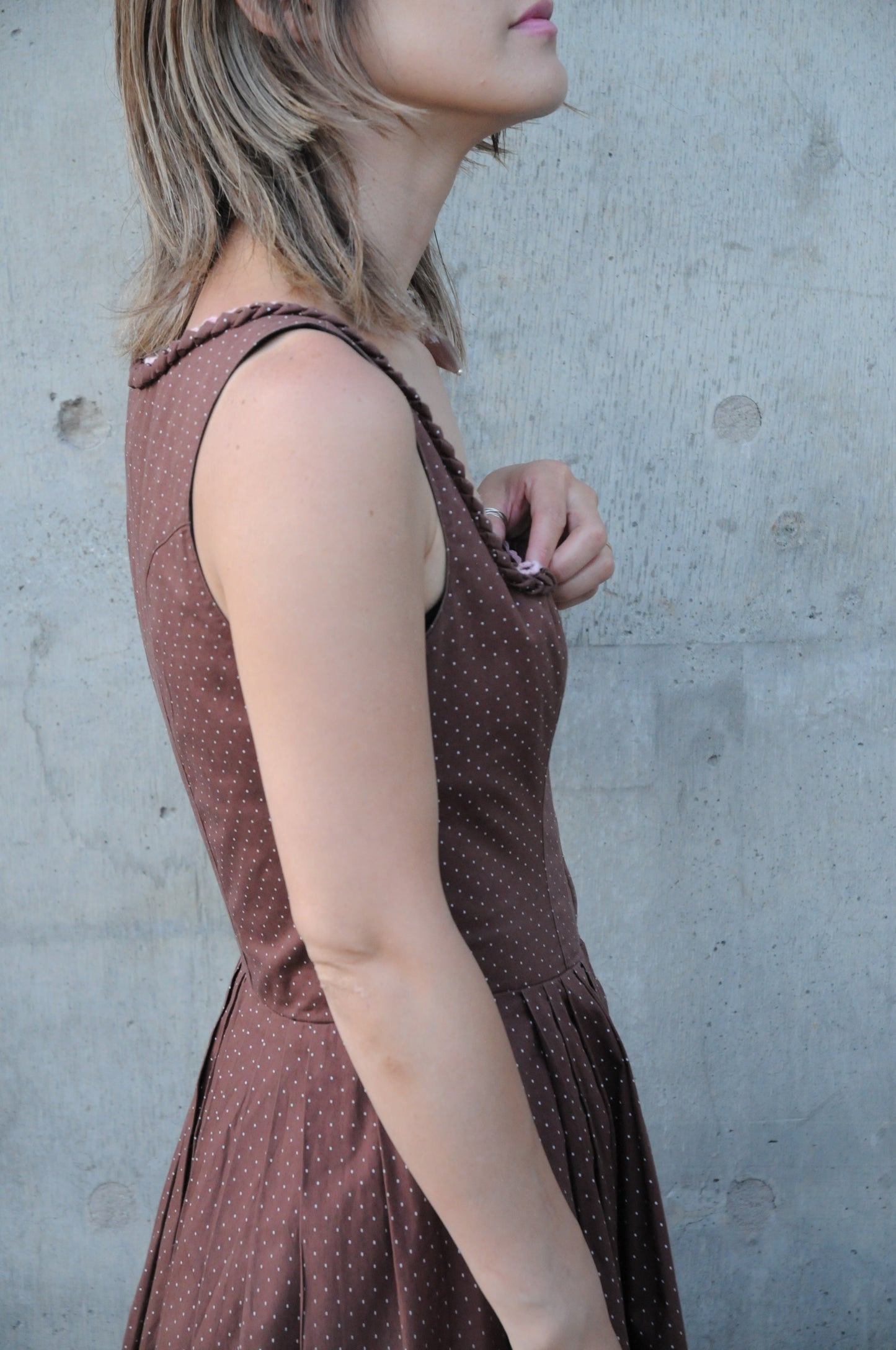 Dot pattern bustier dress/BROWN