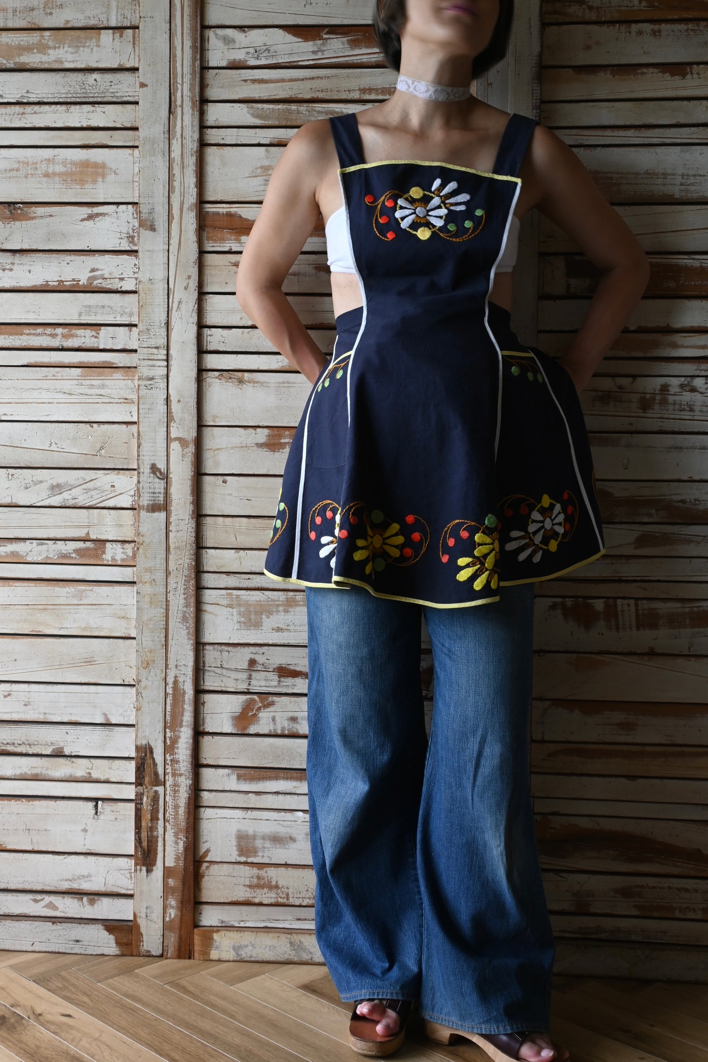 EURO Embroidery apron/NAVY