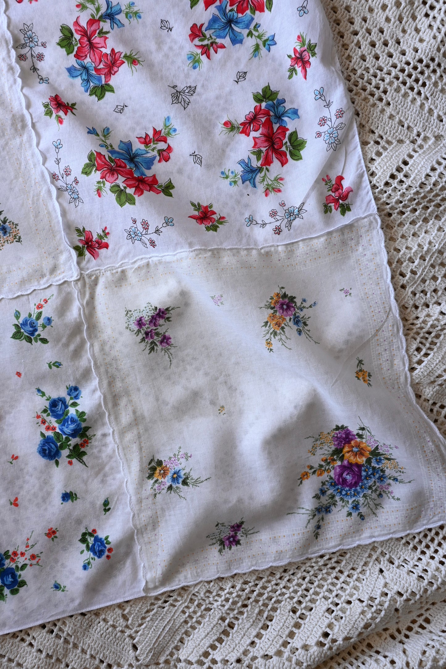 Flower handkerchief scarf/PONMOSIR