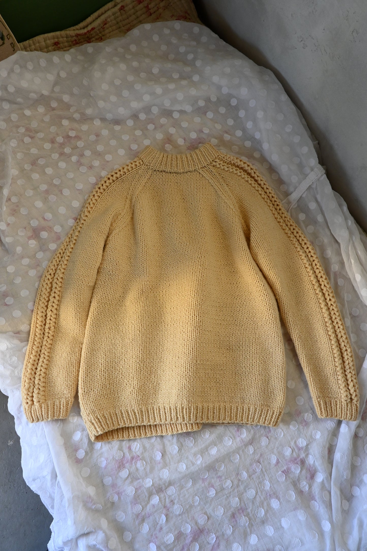 Aran knit sweater/IVORY