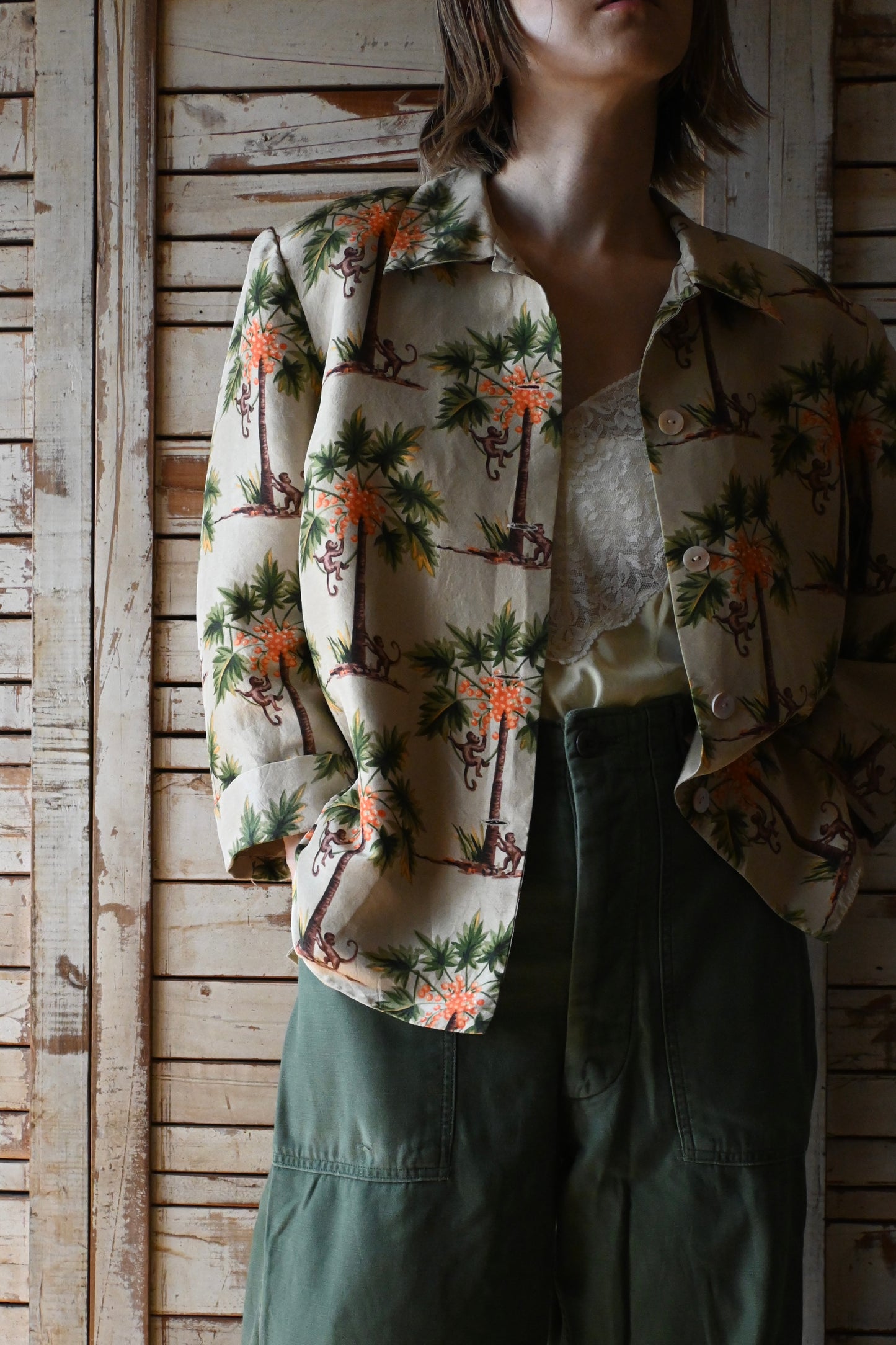 Monkey pattern silk jacket/BEIGE