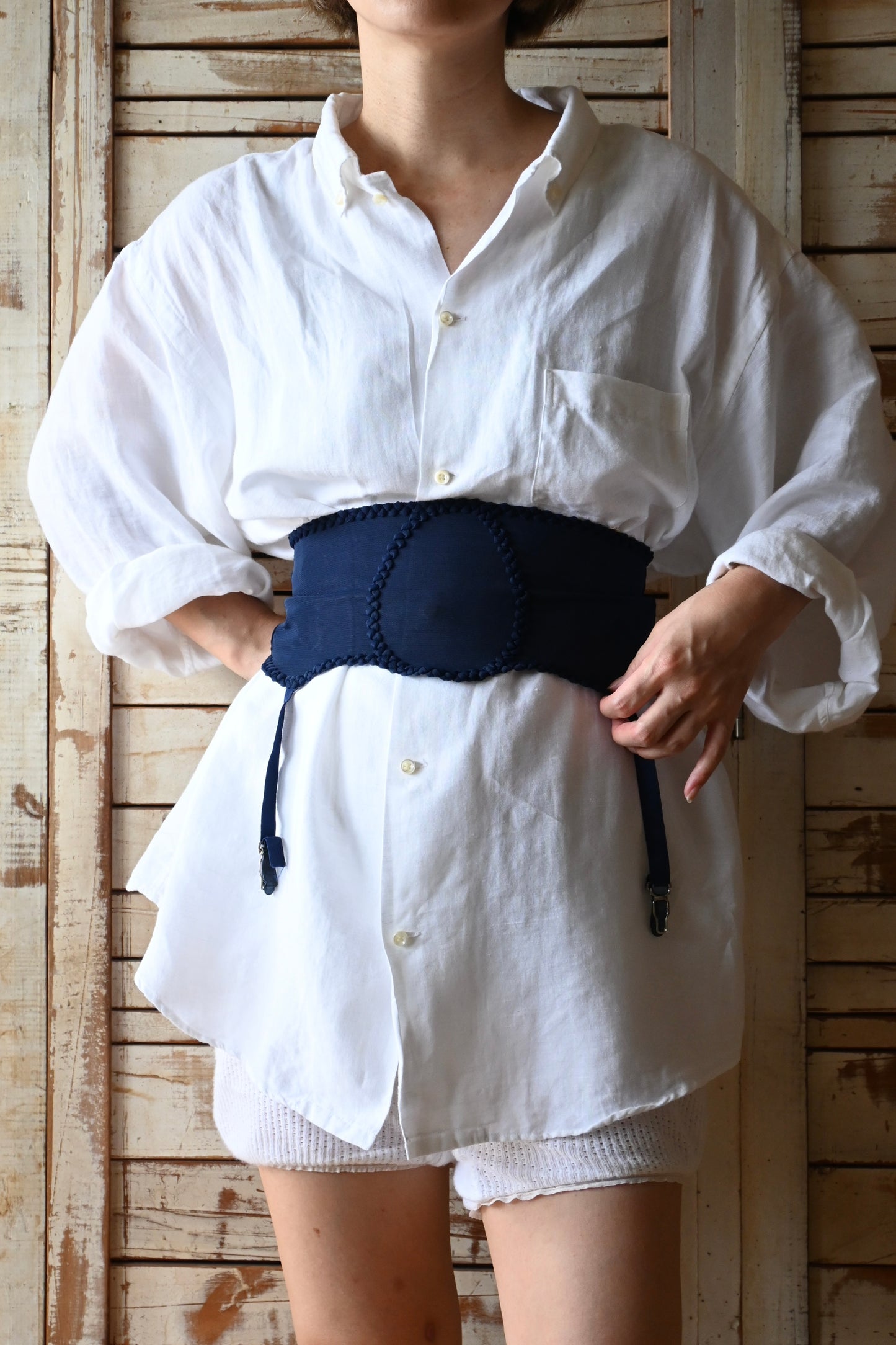 Vintage garter belt/NAVY