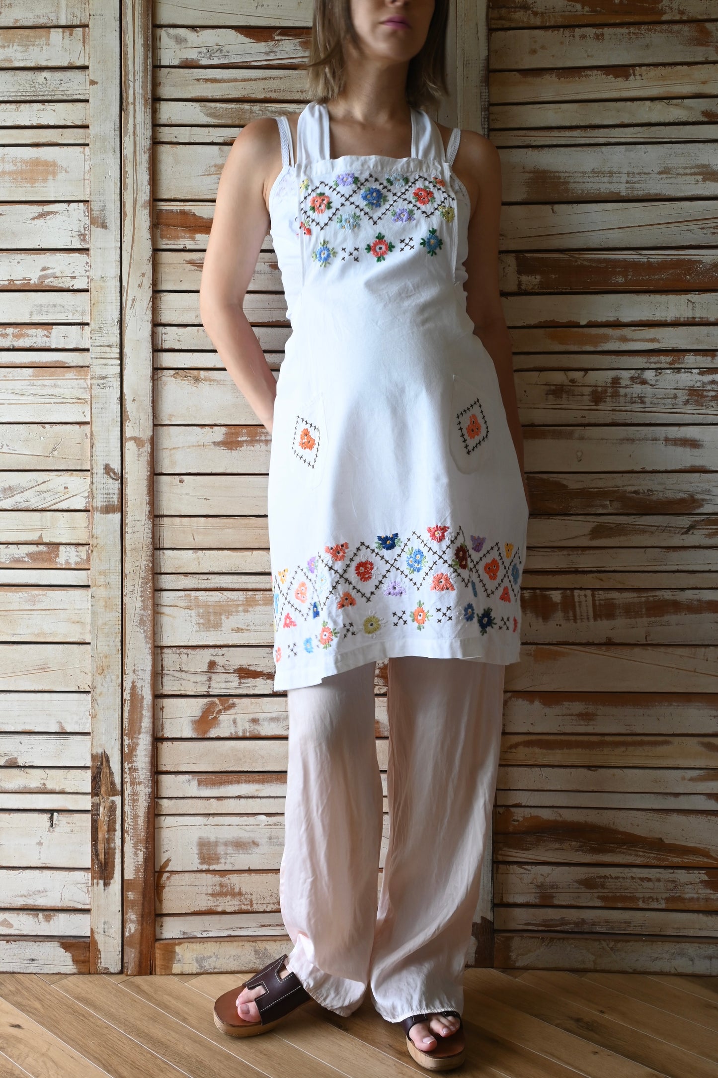 EURO Embroidery apron/MULTI