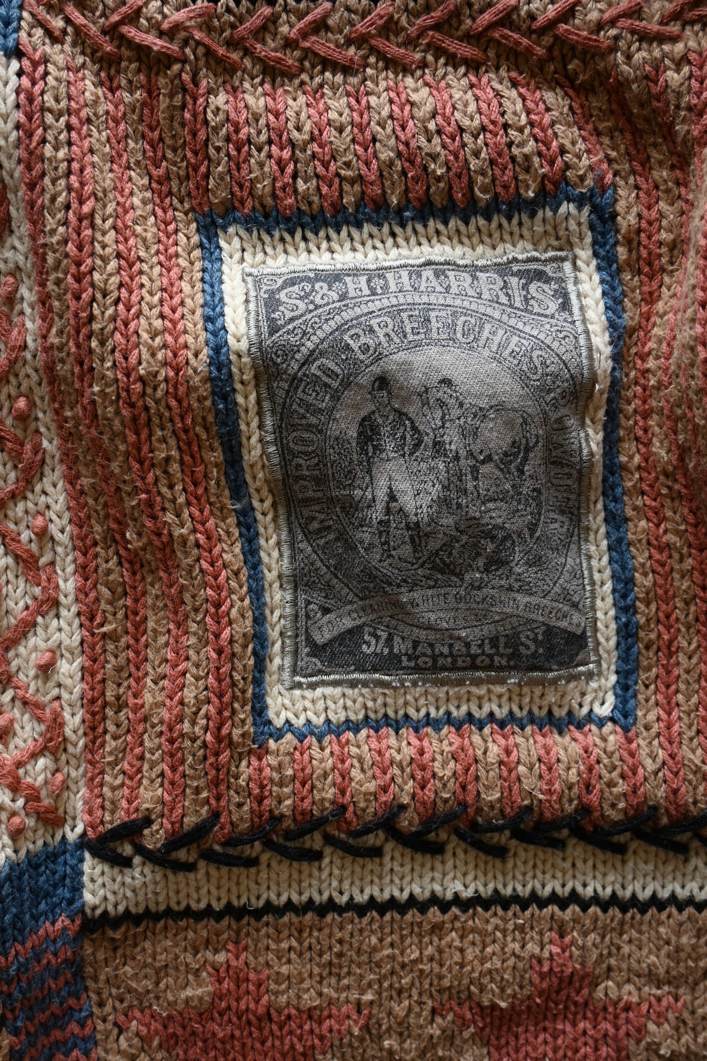 Design knit sweater/HORSE