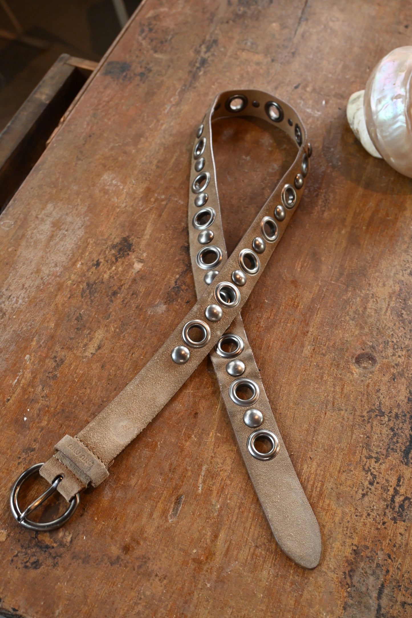 "MIUMIU" Eyelet leather belt/BEIGE