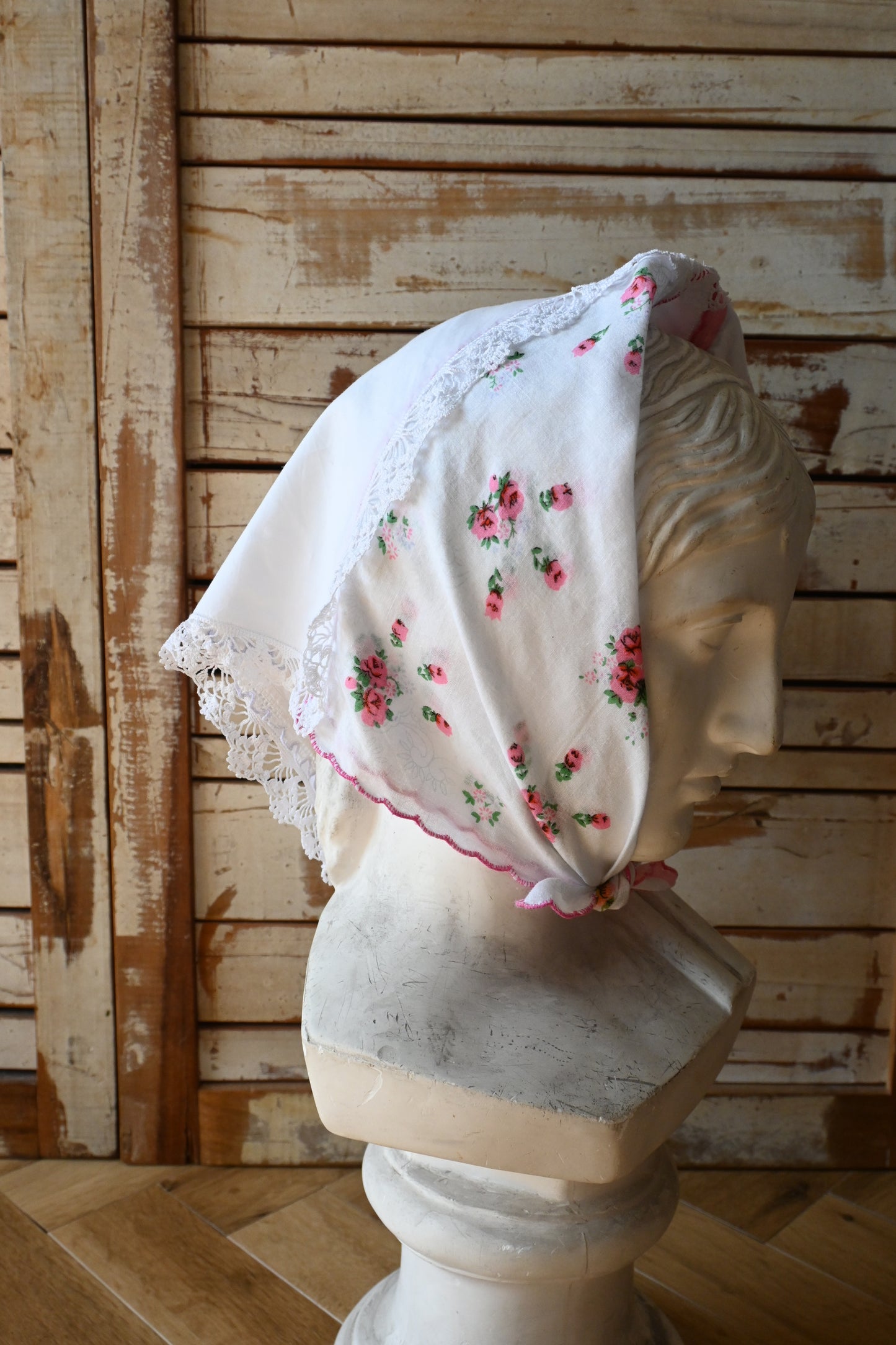 Flower lace handkerchief scarf/PONMOSIR