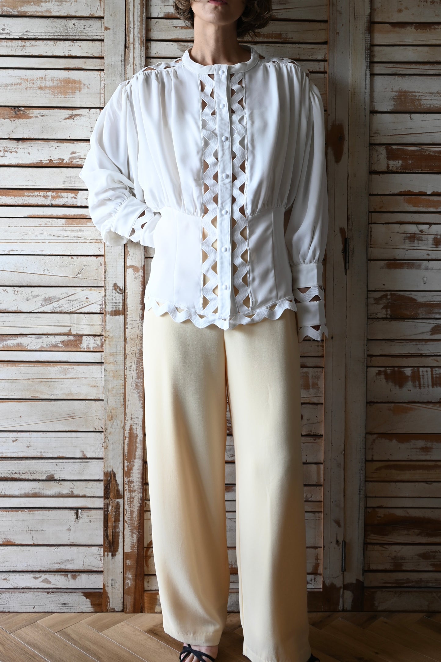 Design blouse/WHITE
