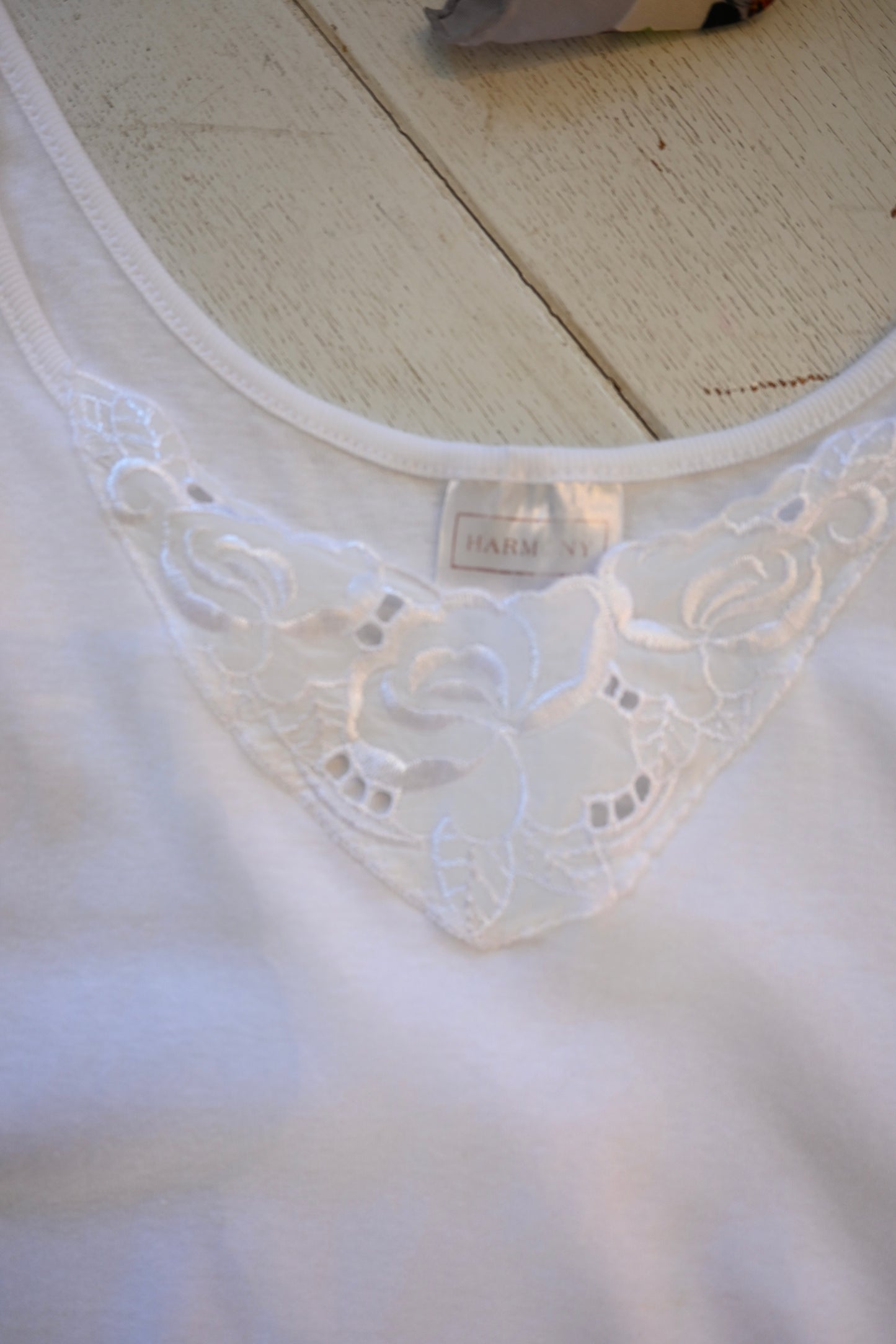 EURO  Cropped lace top