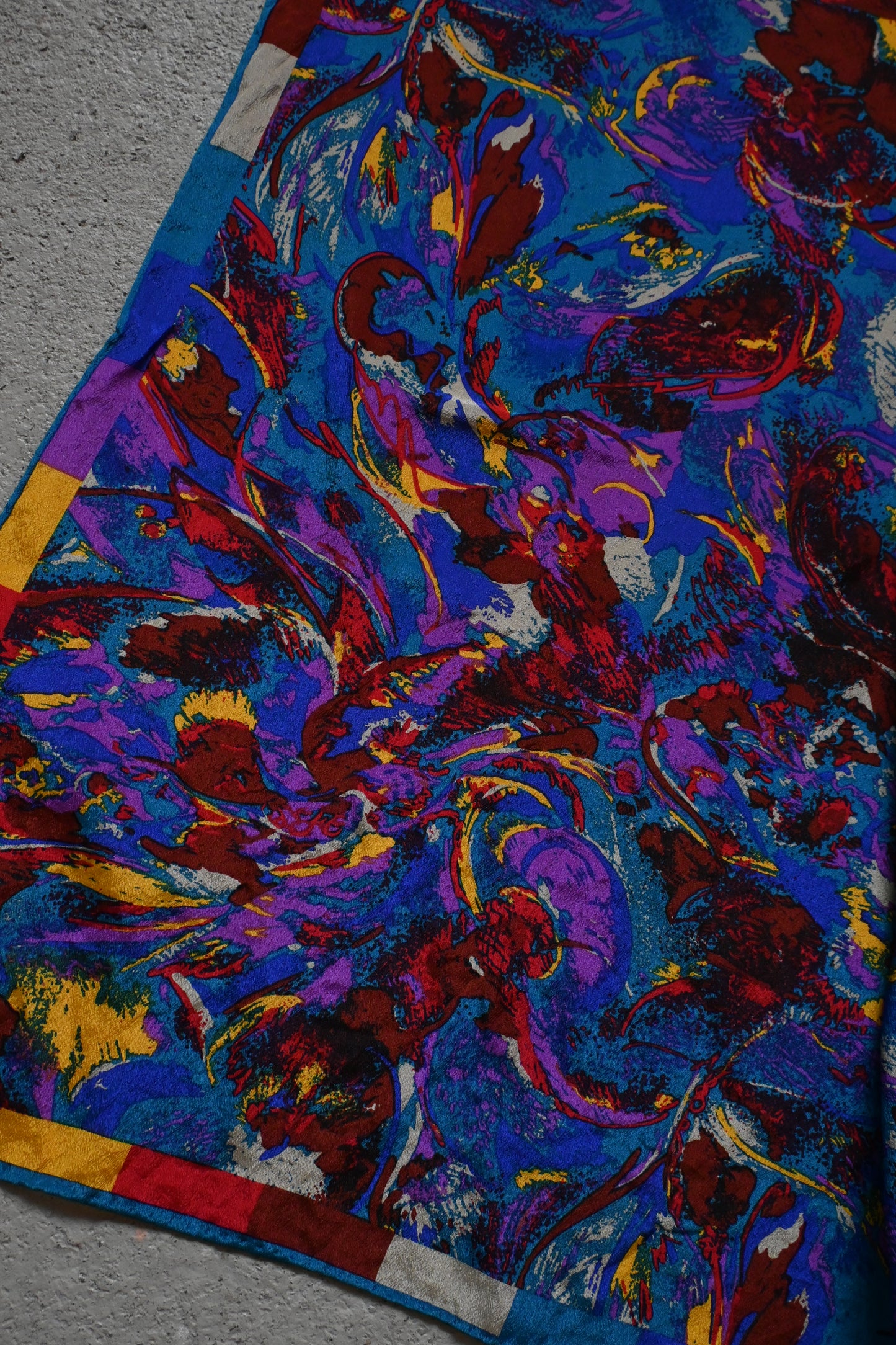 Vintage silk scarf/MULTI