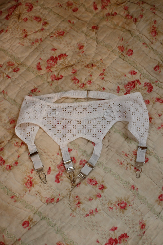 Vintage garter belt/IVORY