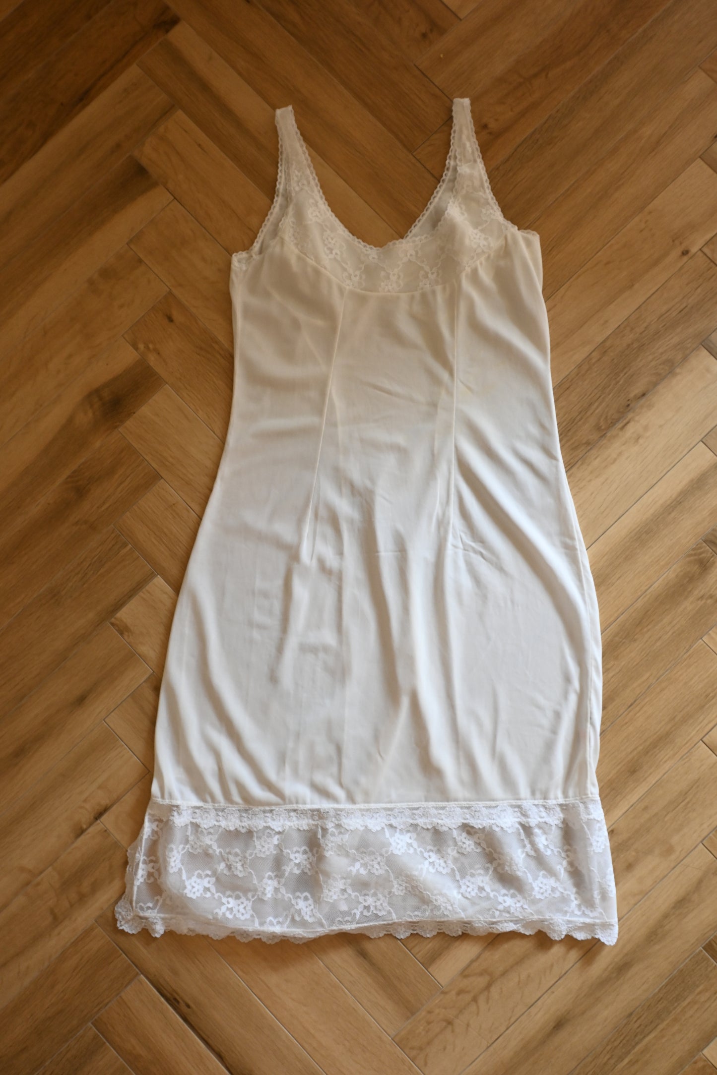 Lace slip dress/WHITE