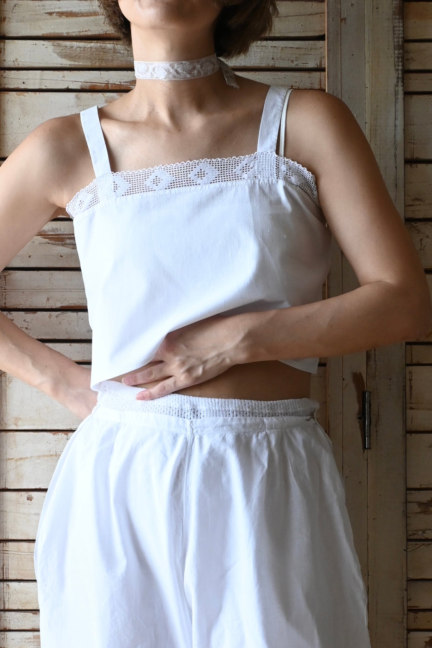 Cotton lace cropped camisole/WHITE