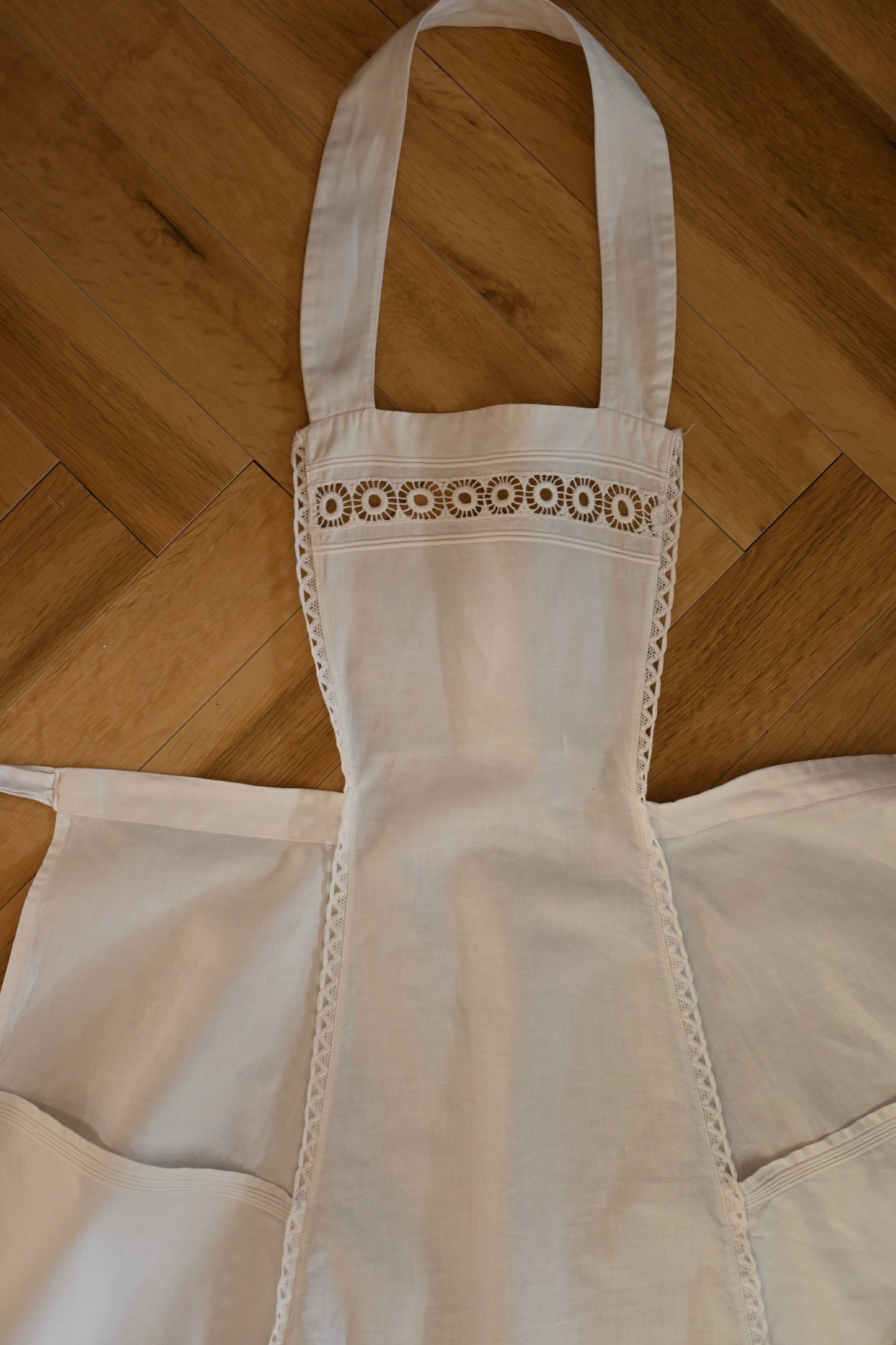 EURO Cotton lace apron/WHITE