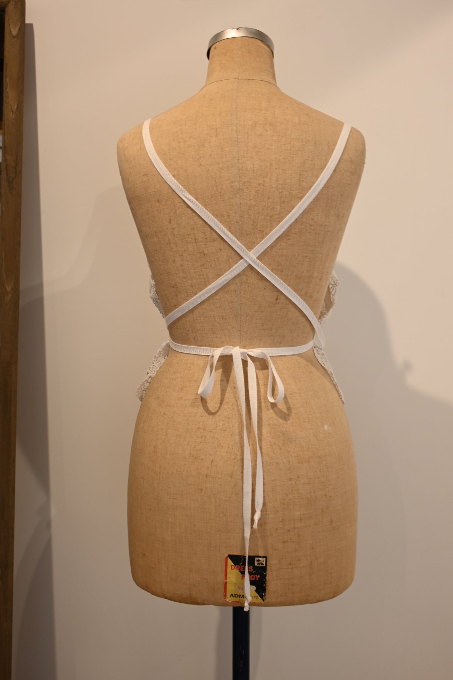 Cotton lace wrap/PONMOSIR