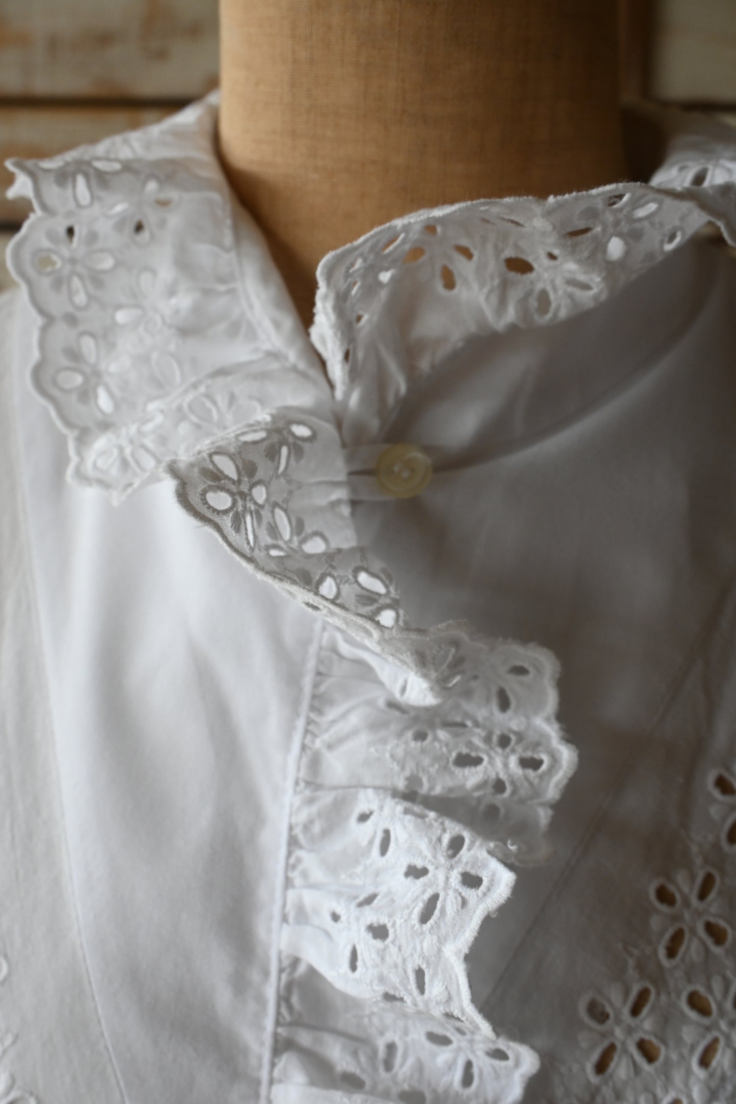 EURO Volume sleeve  blouse/WHITE