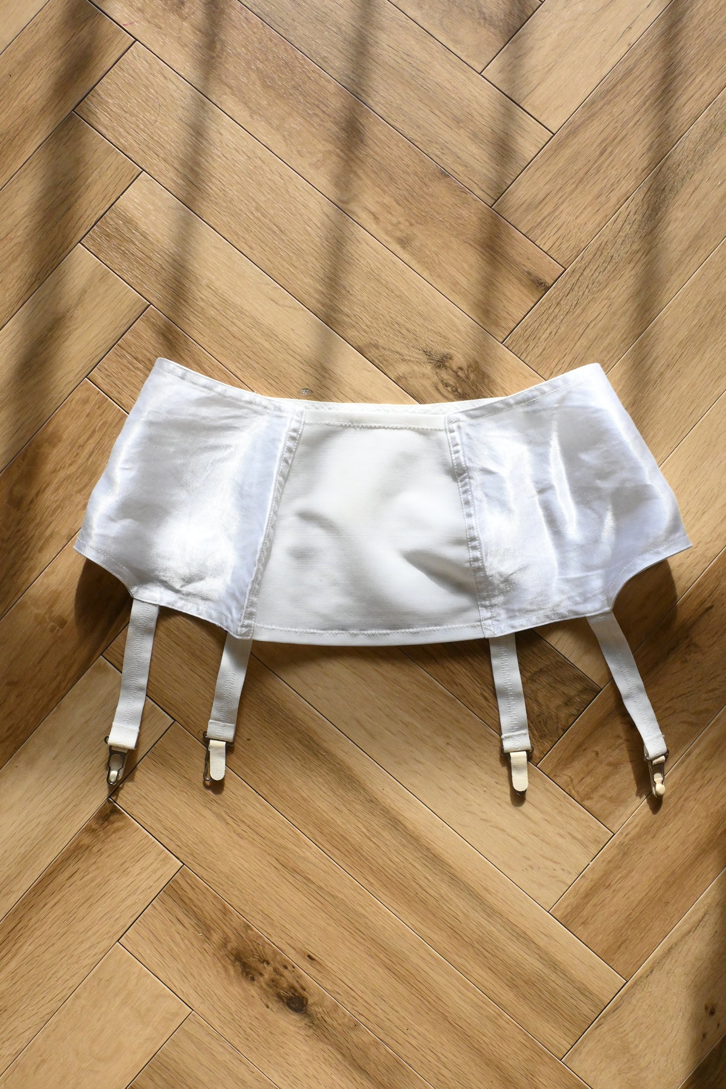 Vintage garter belt/WHITE