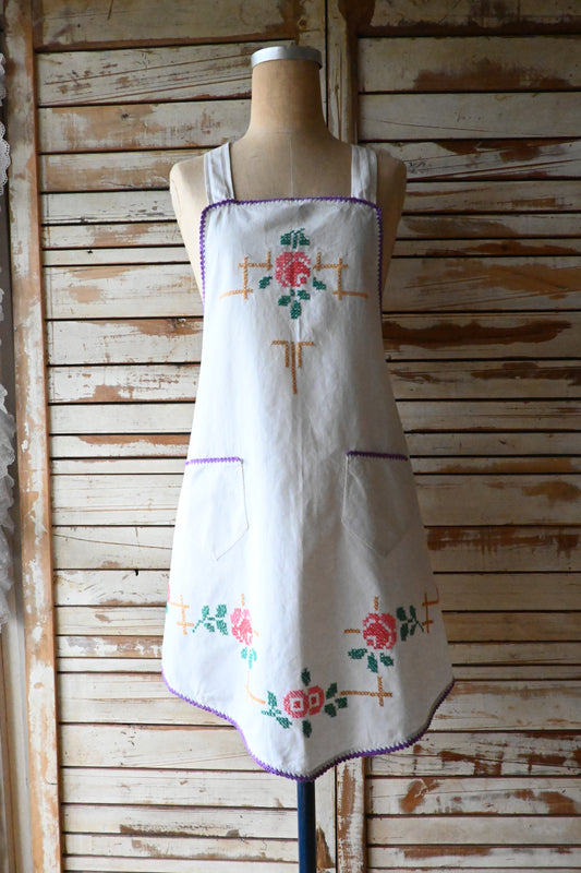 EURO Embroidery apron/PURPLE